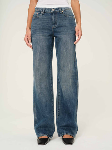 Drue Straight Low Rise 32" Jeans | Seagate