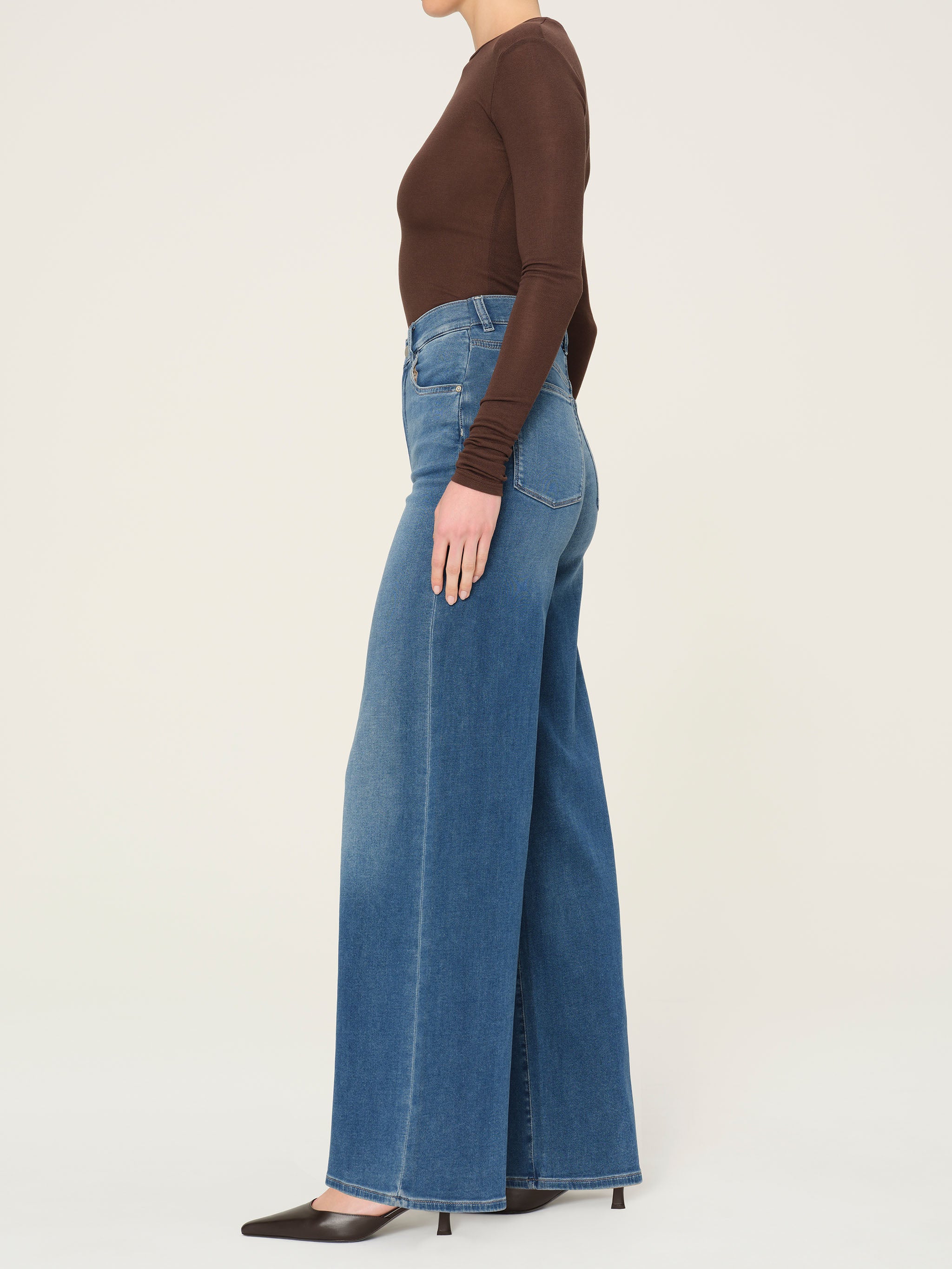 Hepburn Wide Leg High Rise 32