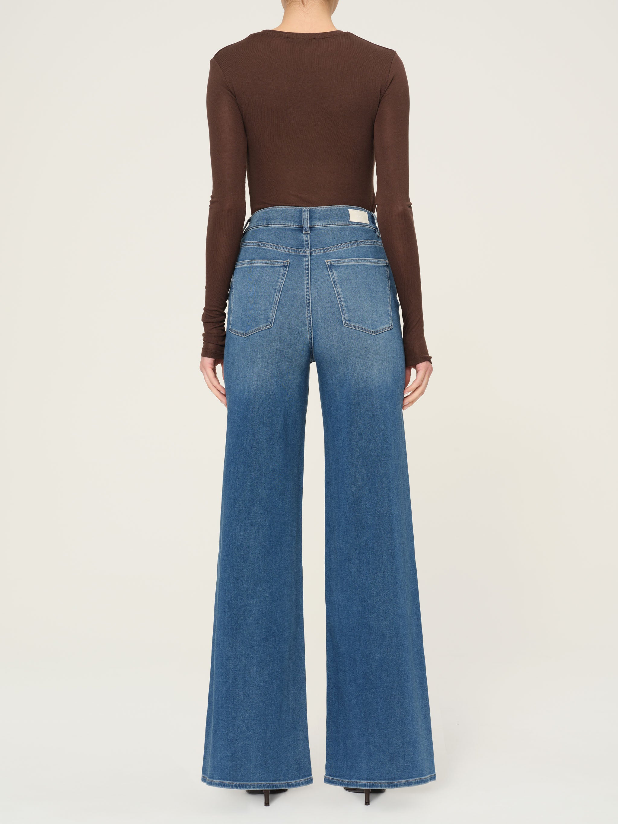 Hepburn Wide Leg High Rise 32