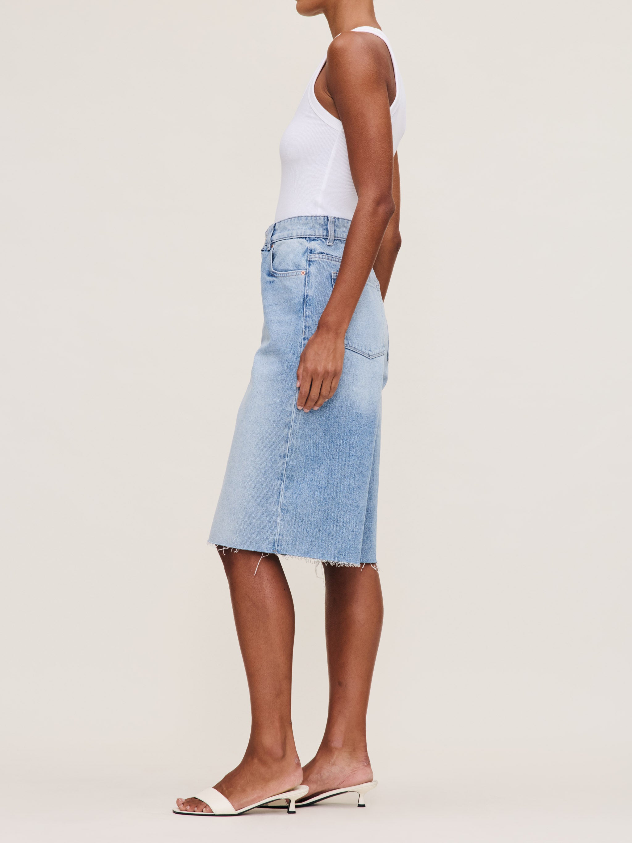 women's ultra white leg blue jean
