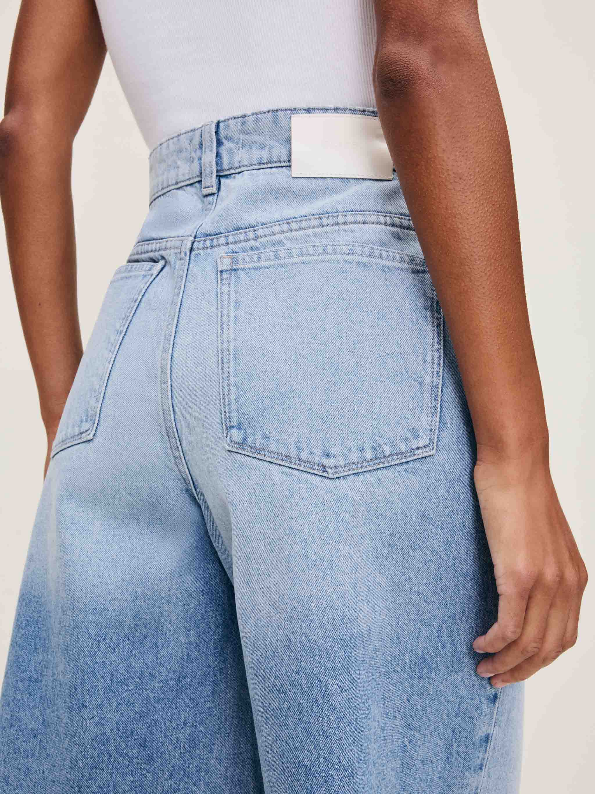 women's ultra white leg blue jean