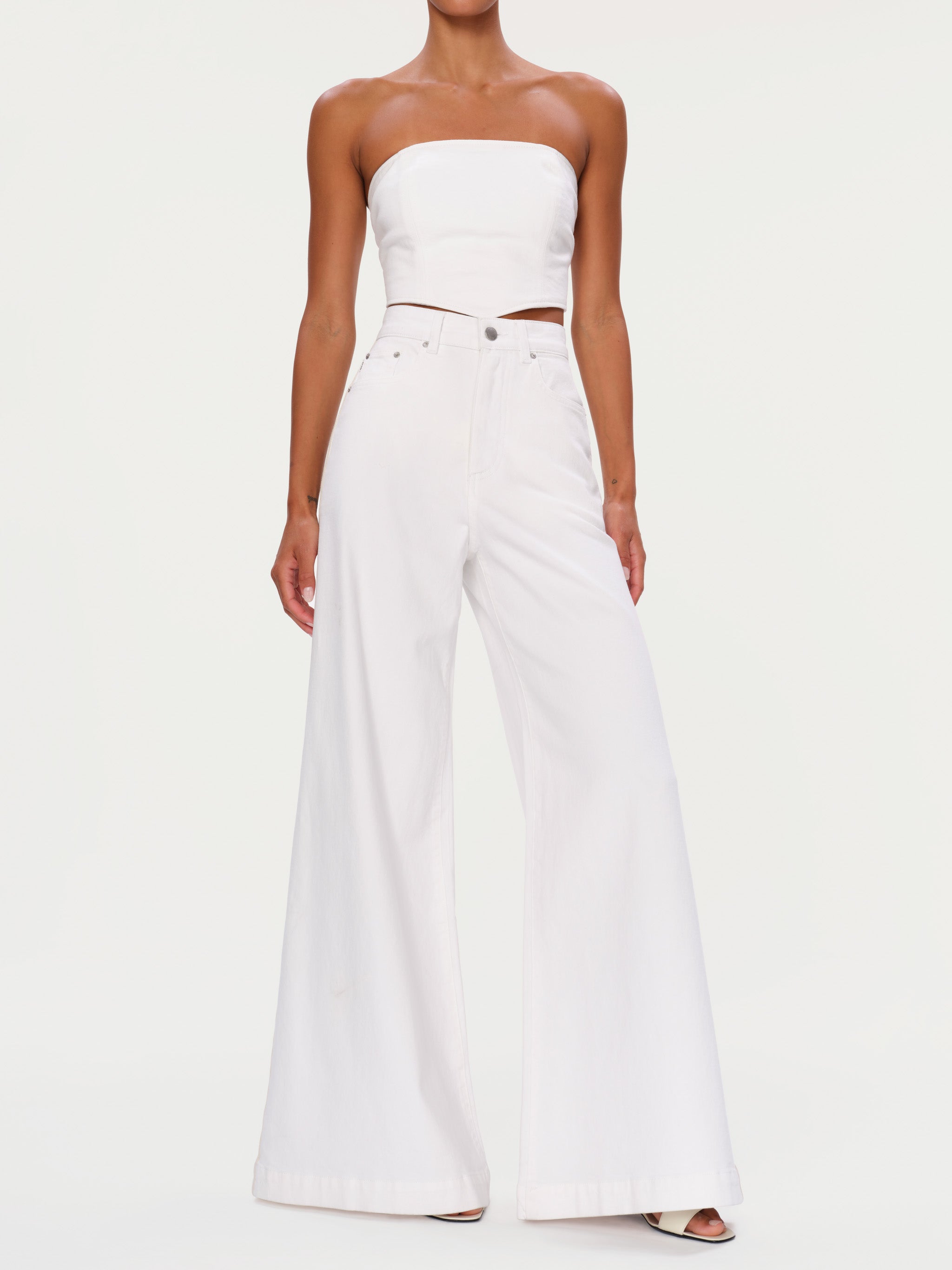 Women's High Rise Wide Leg White Jeans