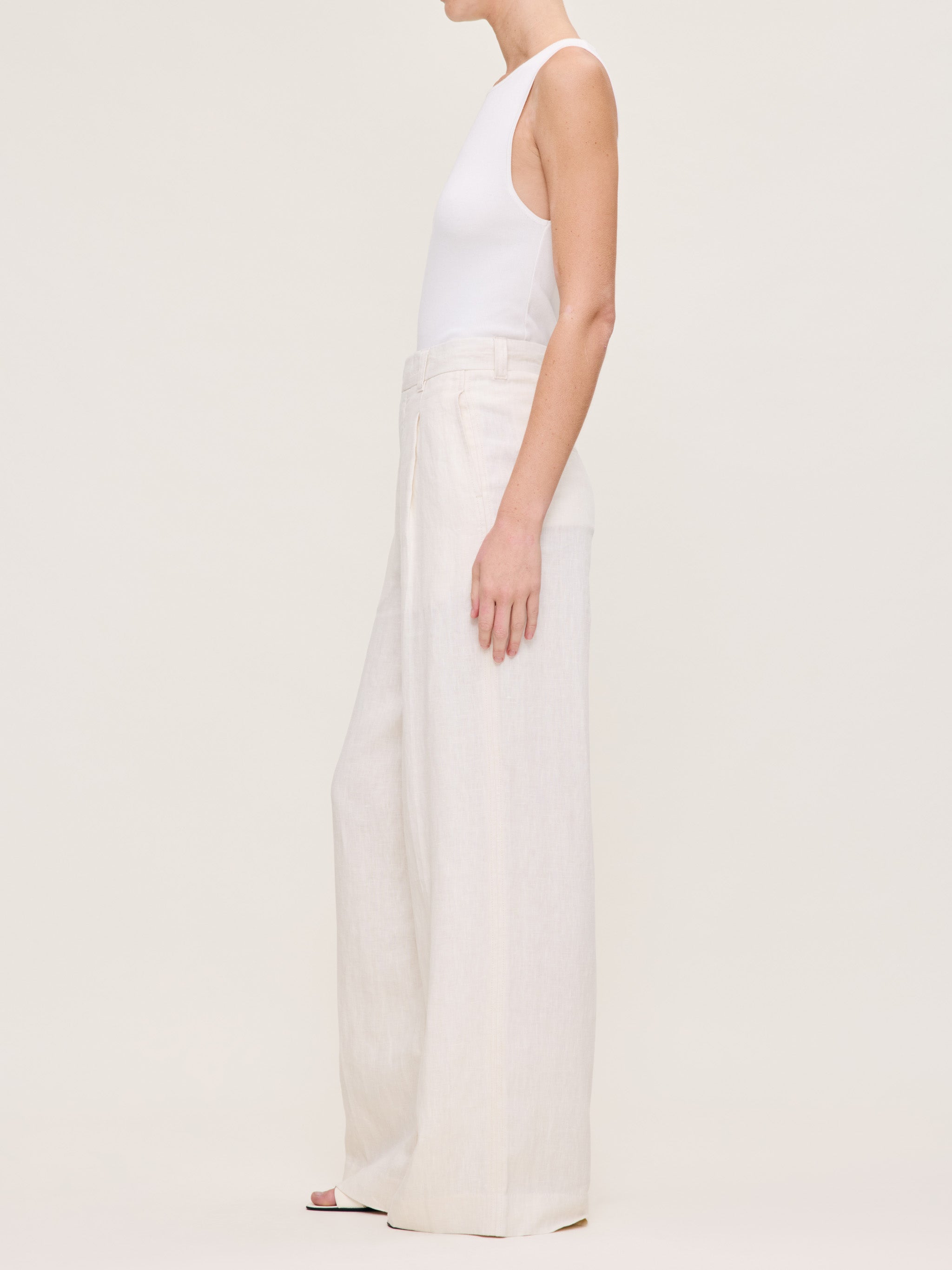 Women's Off-White High Rise Wide Leg Linen Pants