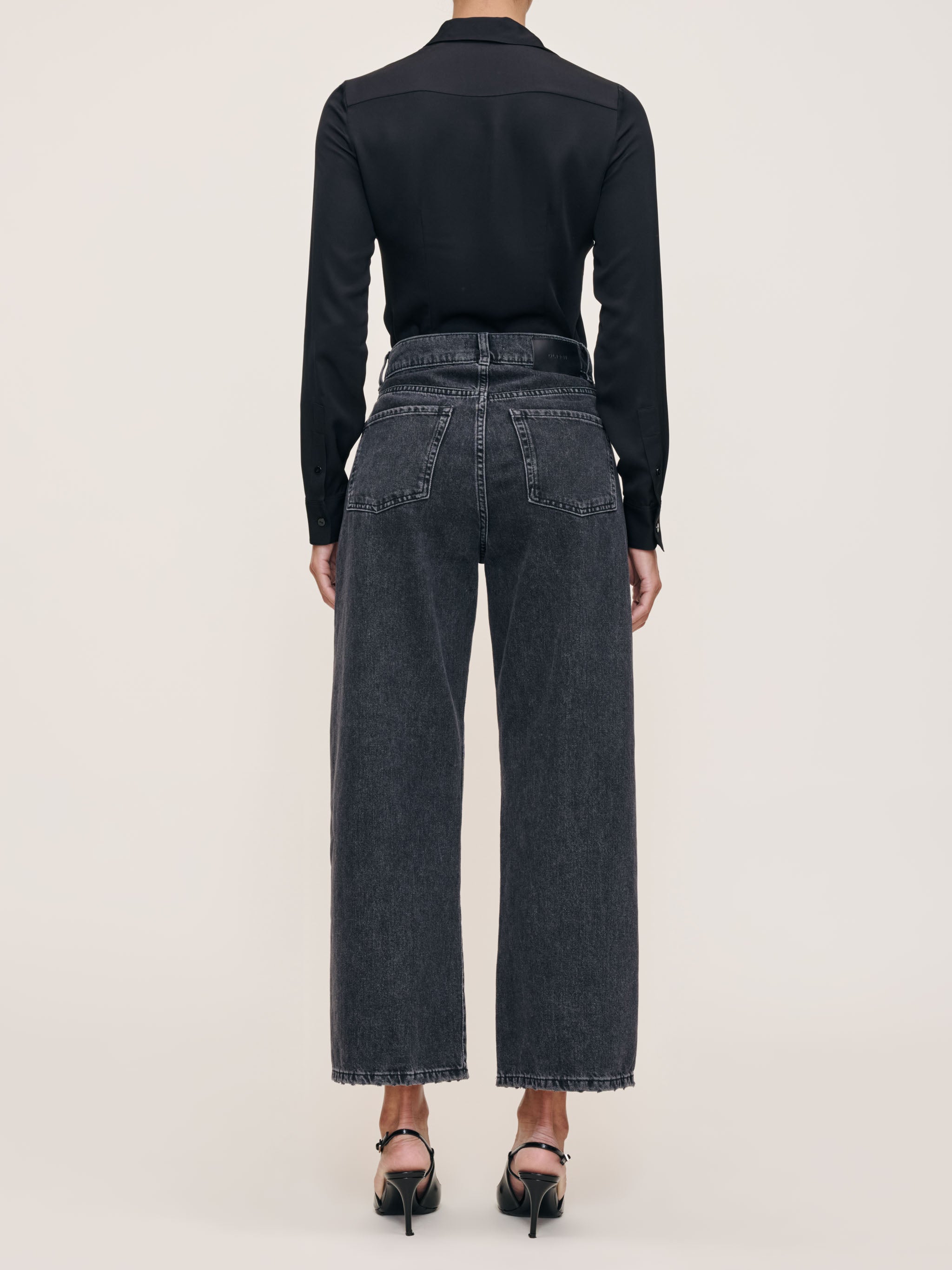 women's barrel black jean