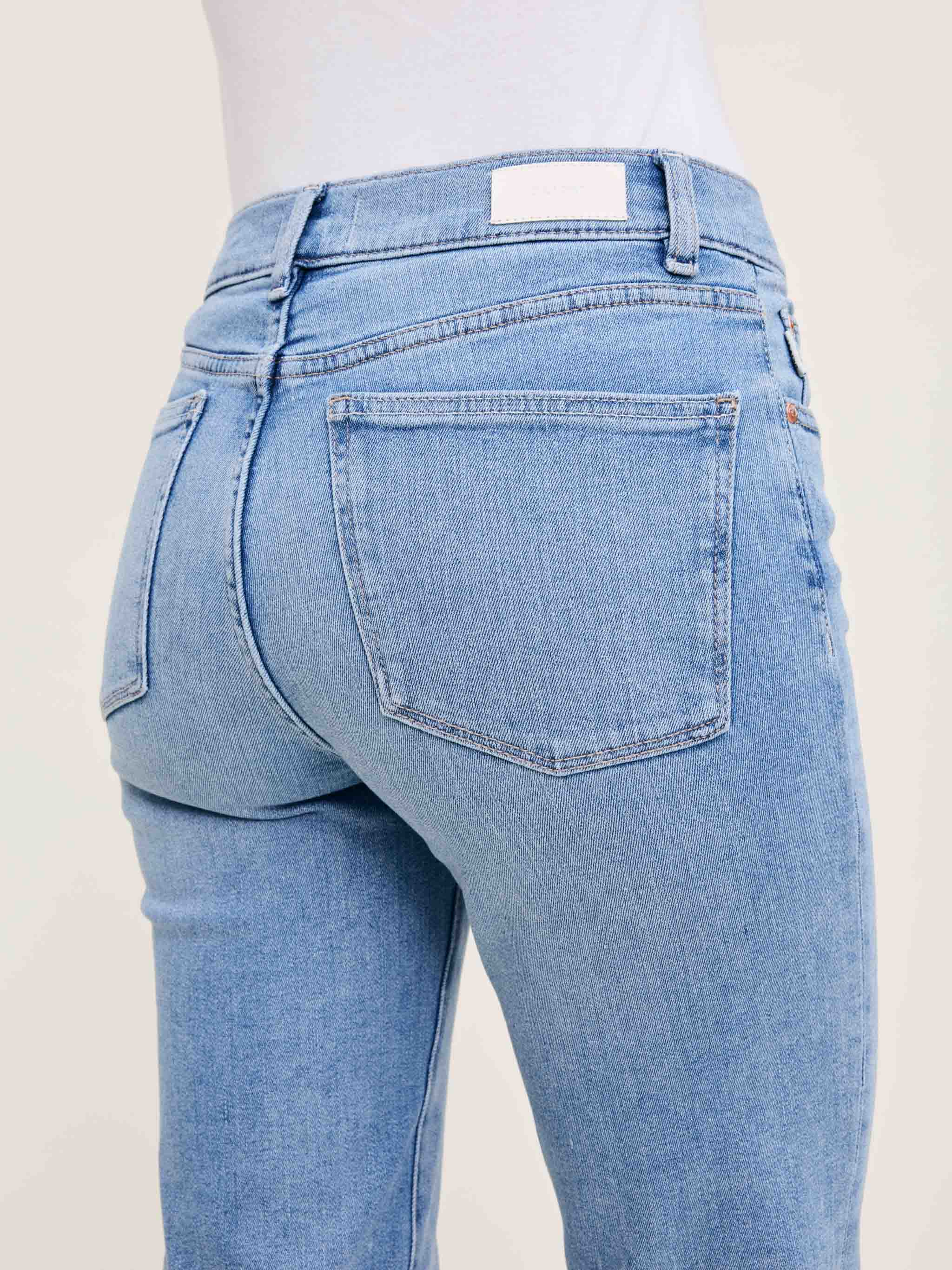 Women's High Rise Straight Leg Blue Jeans