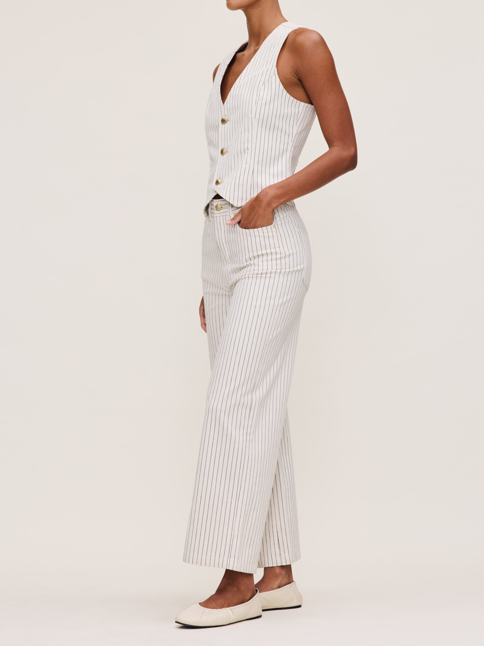 women's wide leg white jean