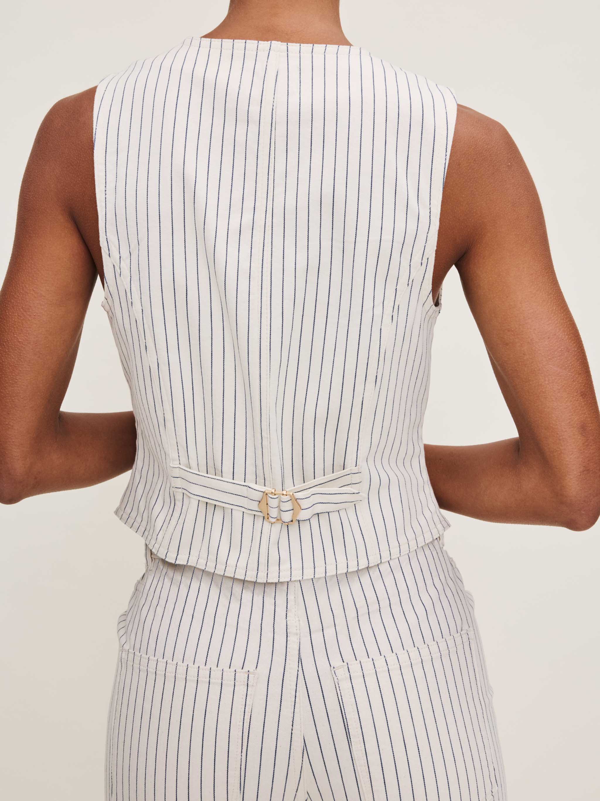 women's vest white