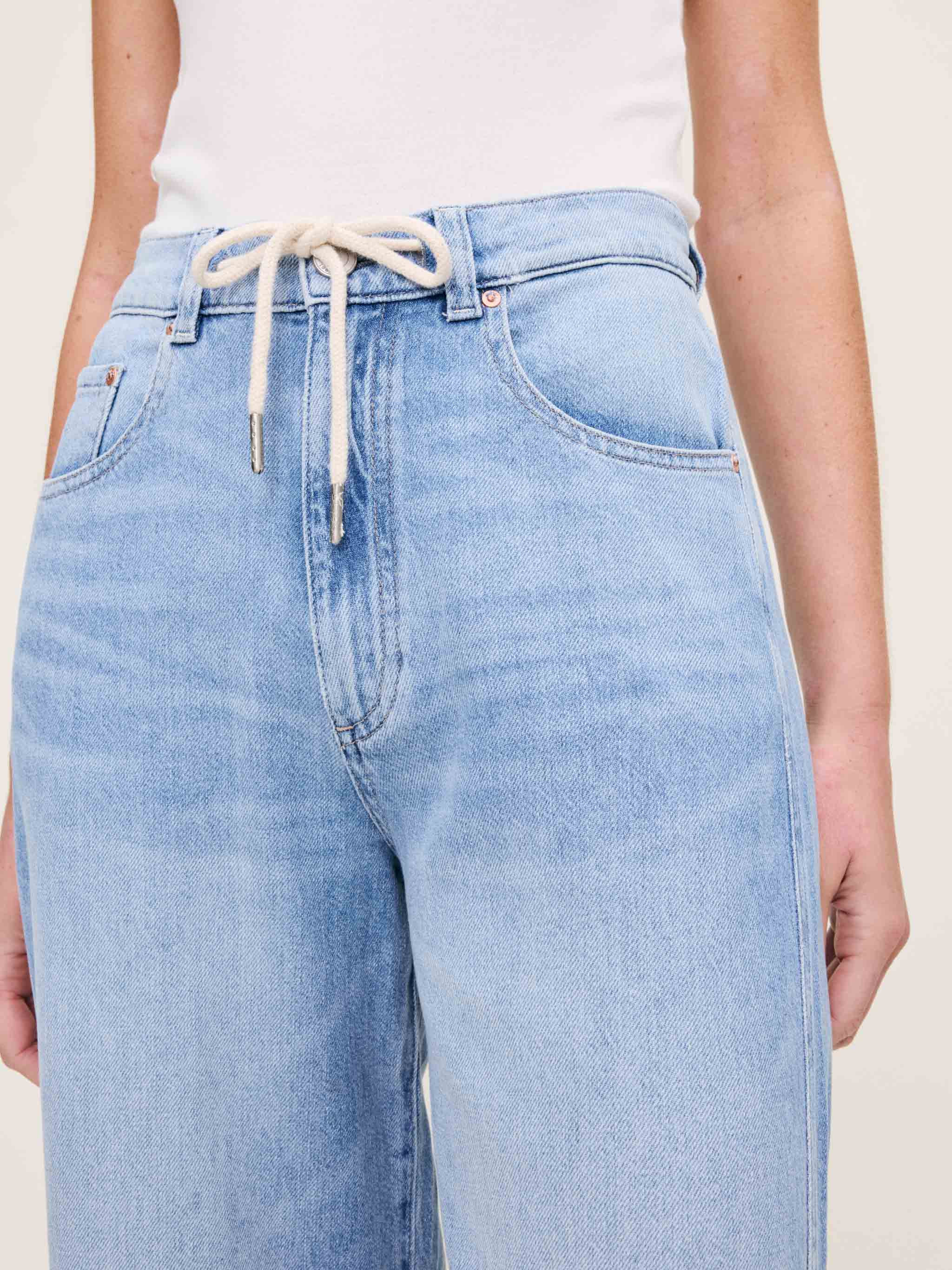women's barrel blue jean