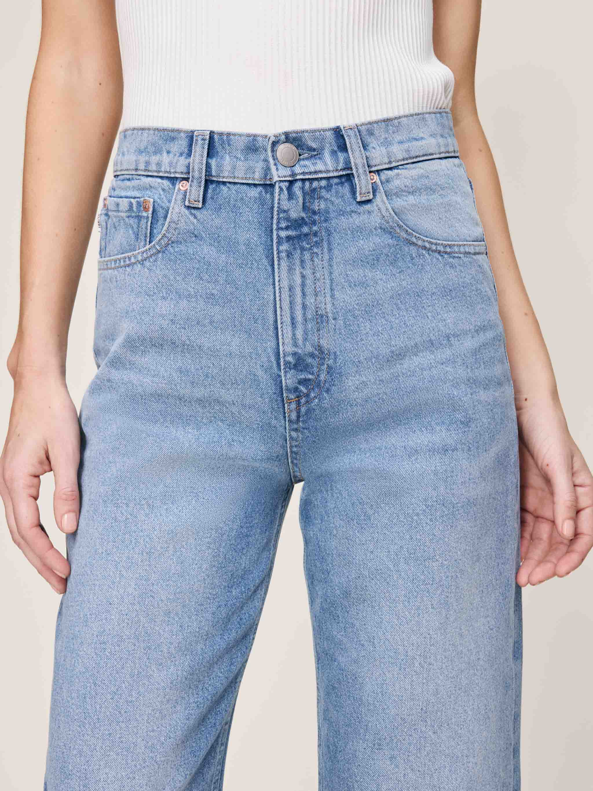 women's wide leg blue jean