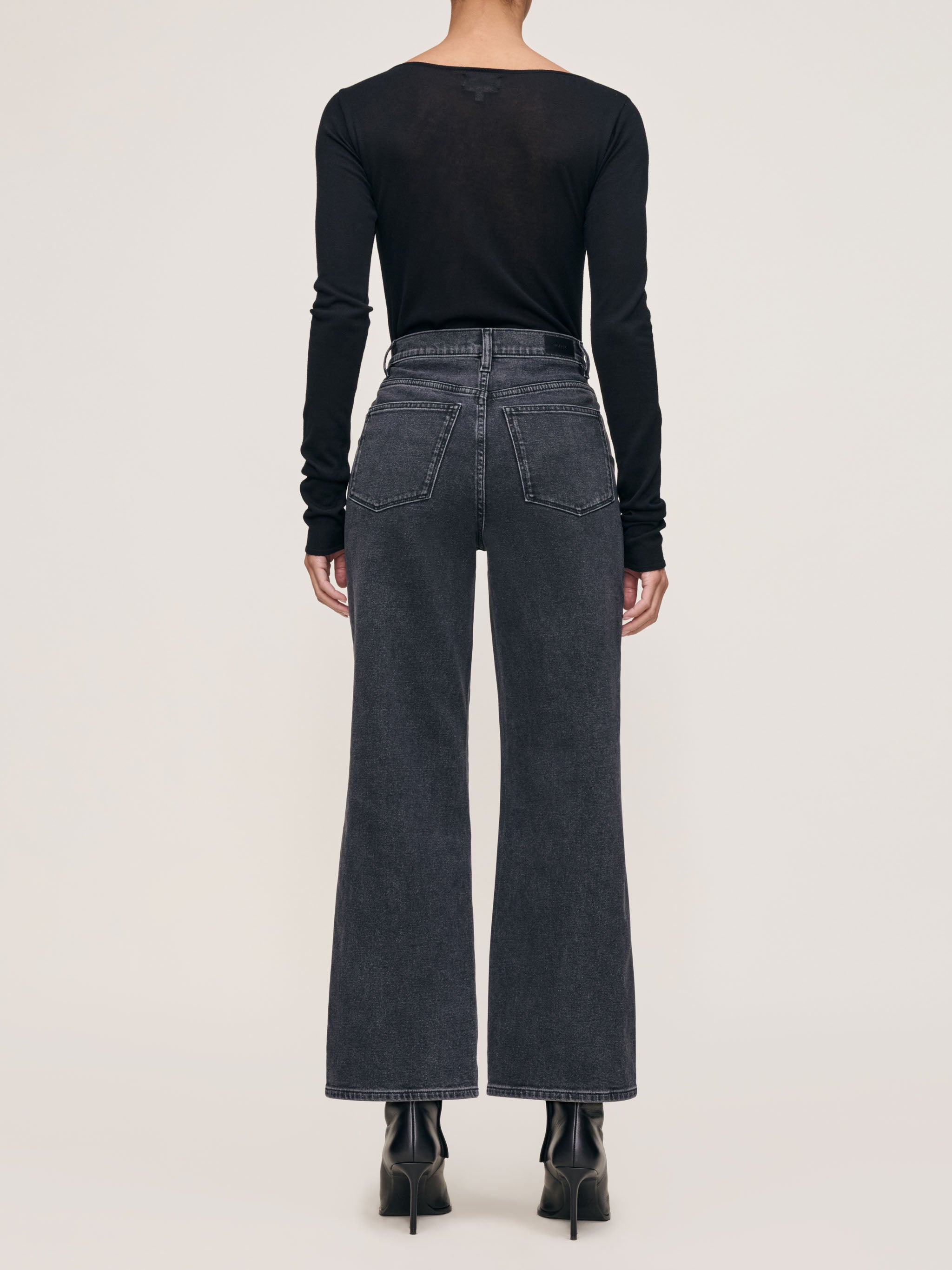 women's straight black jeans