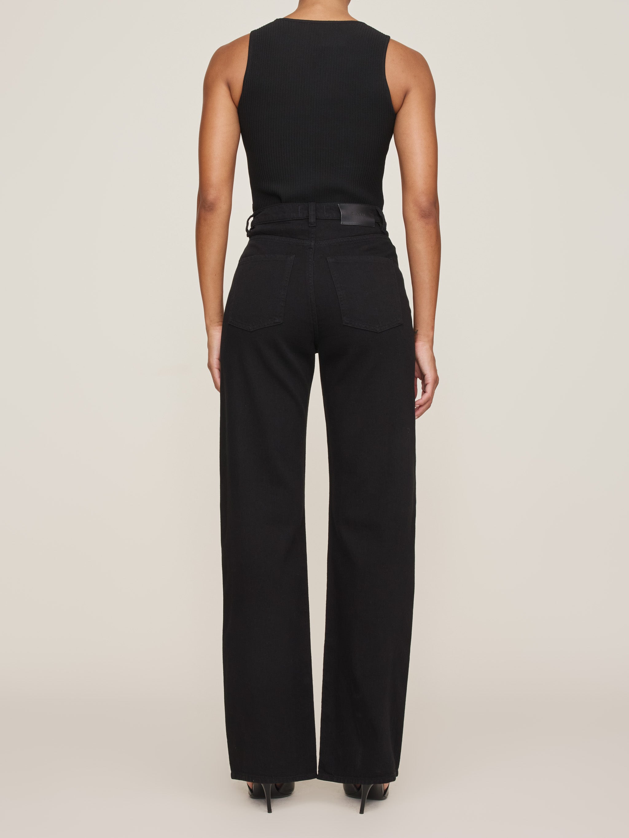 Karmine Refined Wide Leg High Rise 31