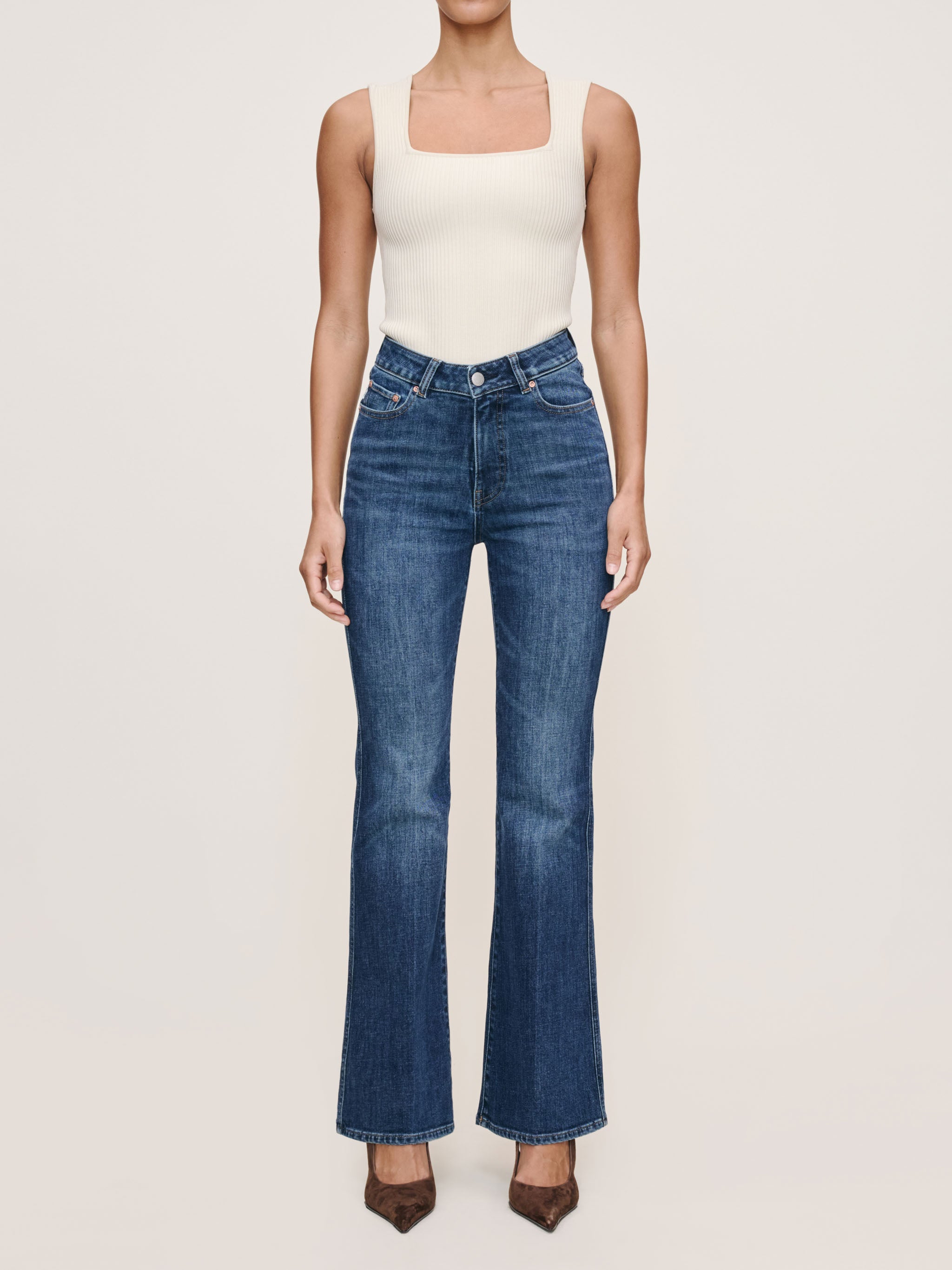 Claira Straight Boot Contoured Instasculpt™ Mid Rise 32