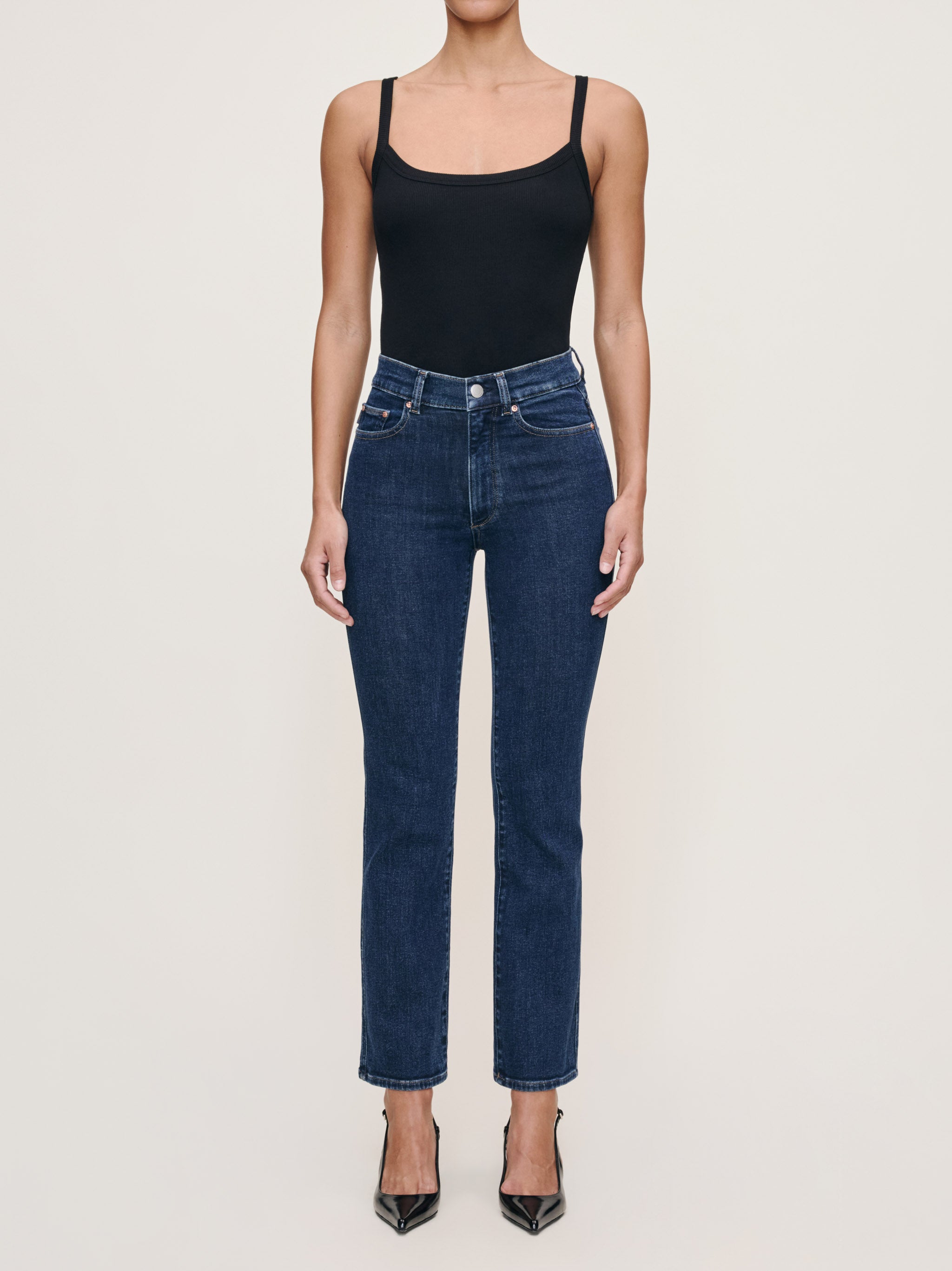 Halle Straight High Rise Instasculpt™ 29