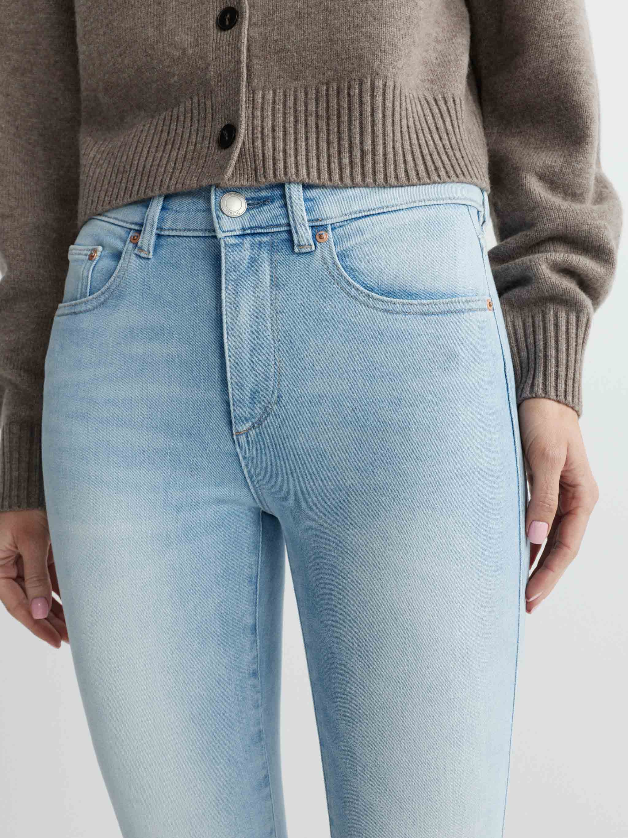 Mara Straight Mid Rise Instasculpt™ Ankle Jeans | Ocean