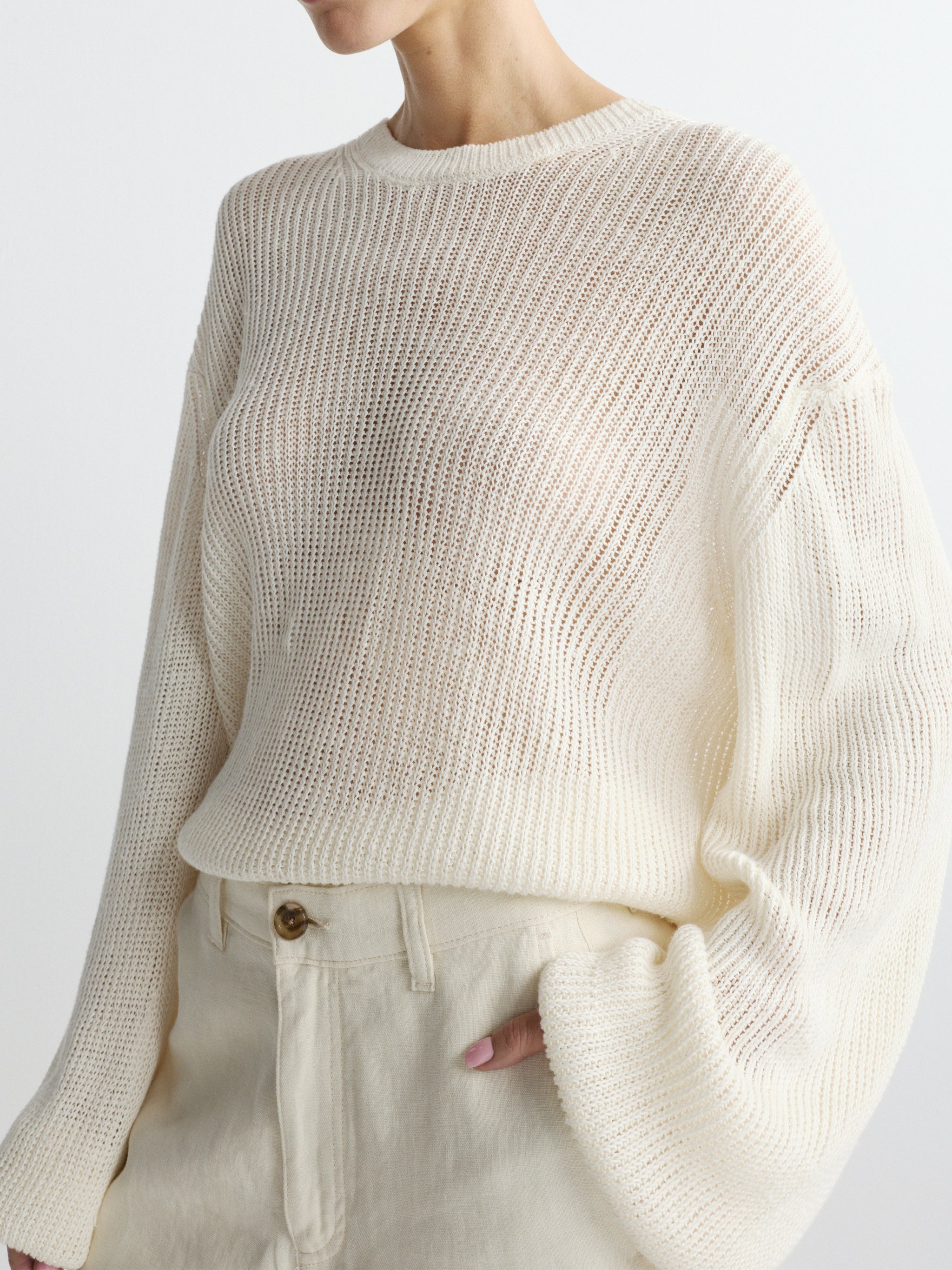 June Pullover | White