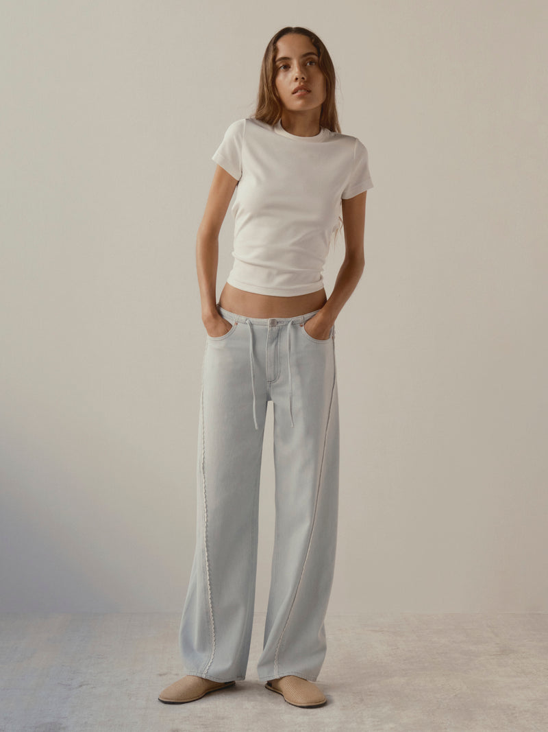 Sienna Low-Slung Wide Leg Relaxed 31” Jeans | Saltstone Lace