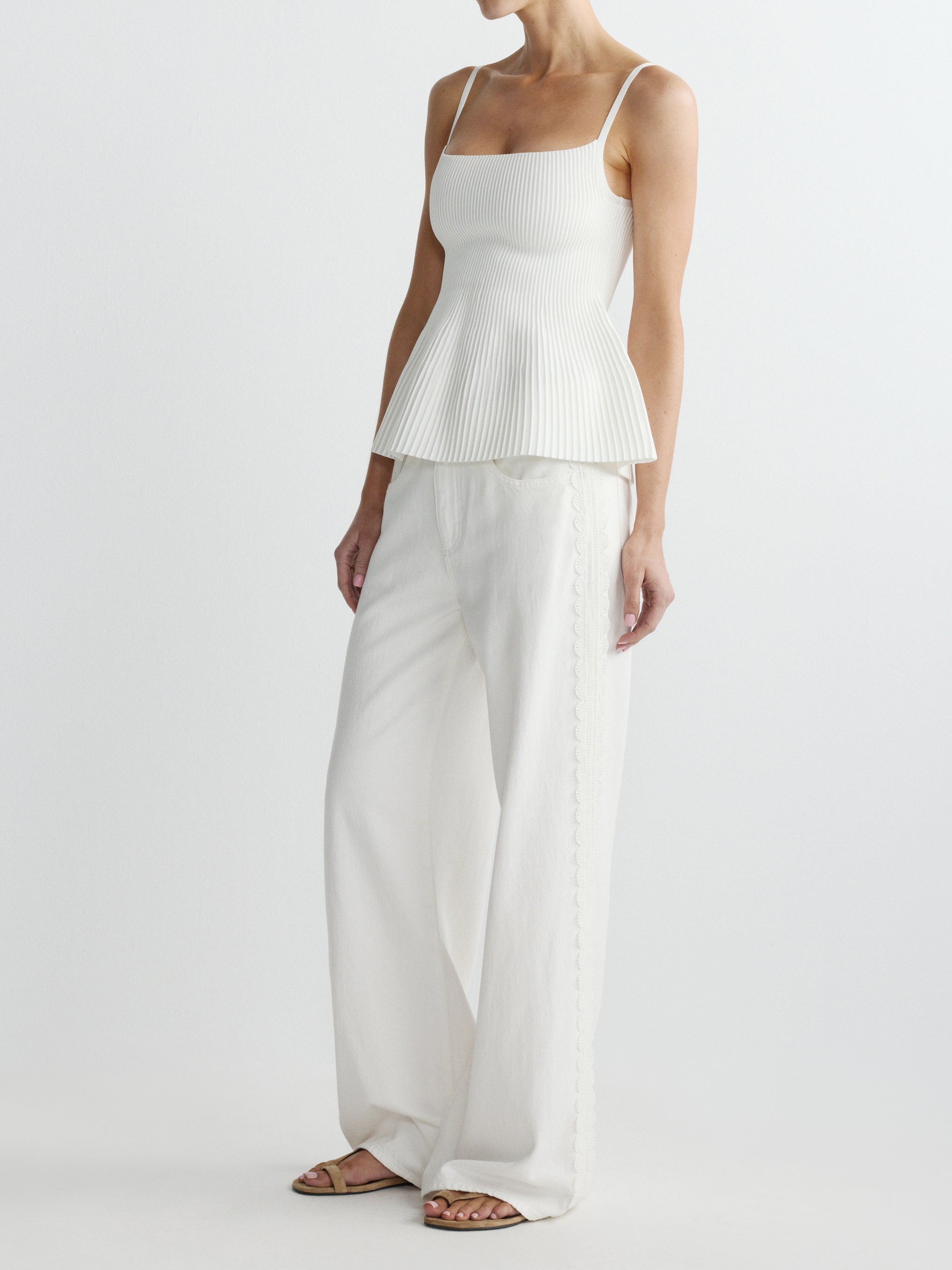 Alex Baggy Wide Leg Mid Rise 32