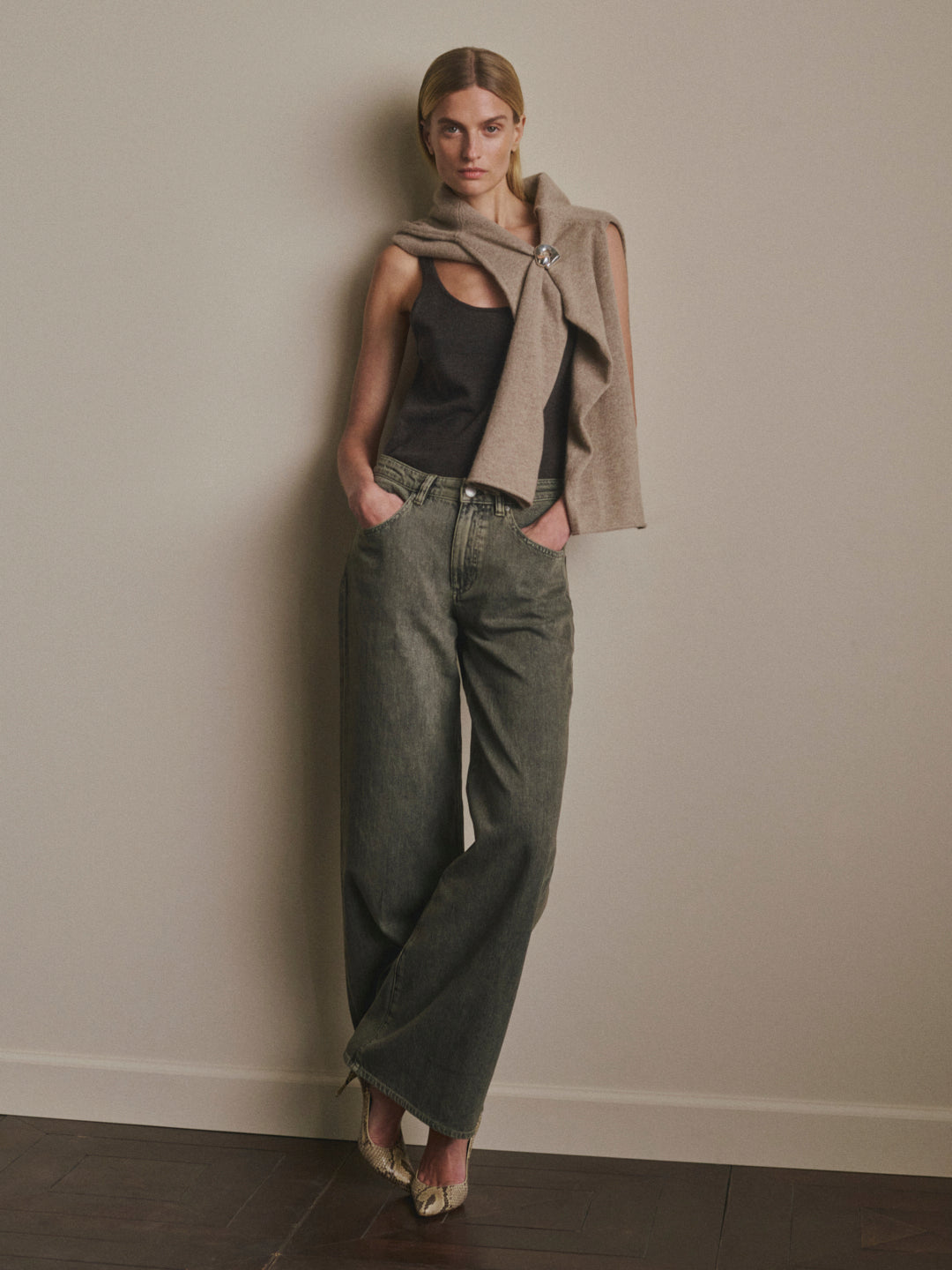 Alex Baggy Wide Leg Low-Rise 32