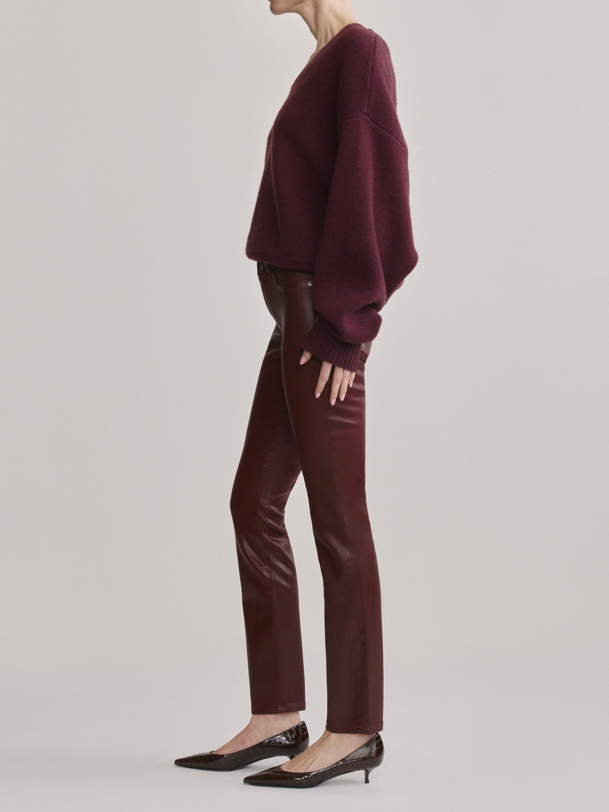 Robbie Oversized V-Neck Sweater | Bordeaux