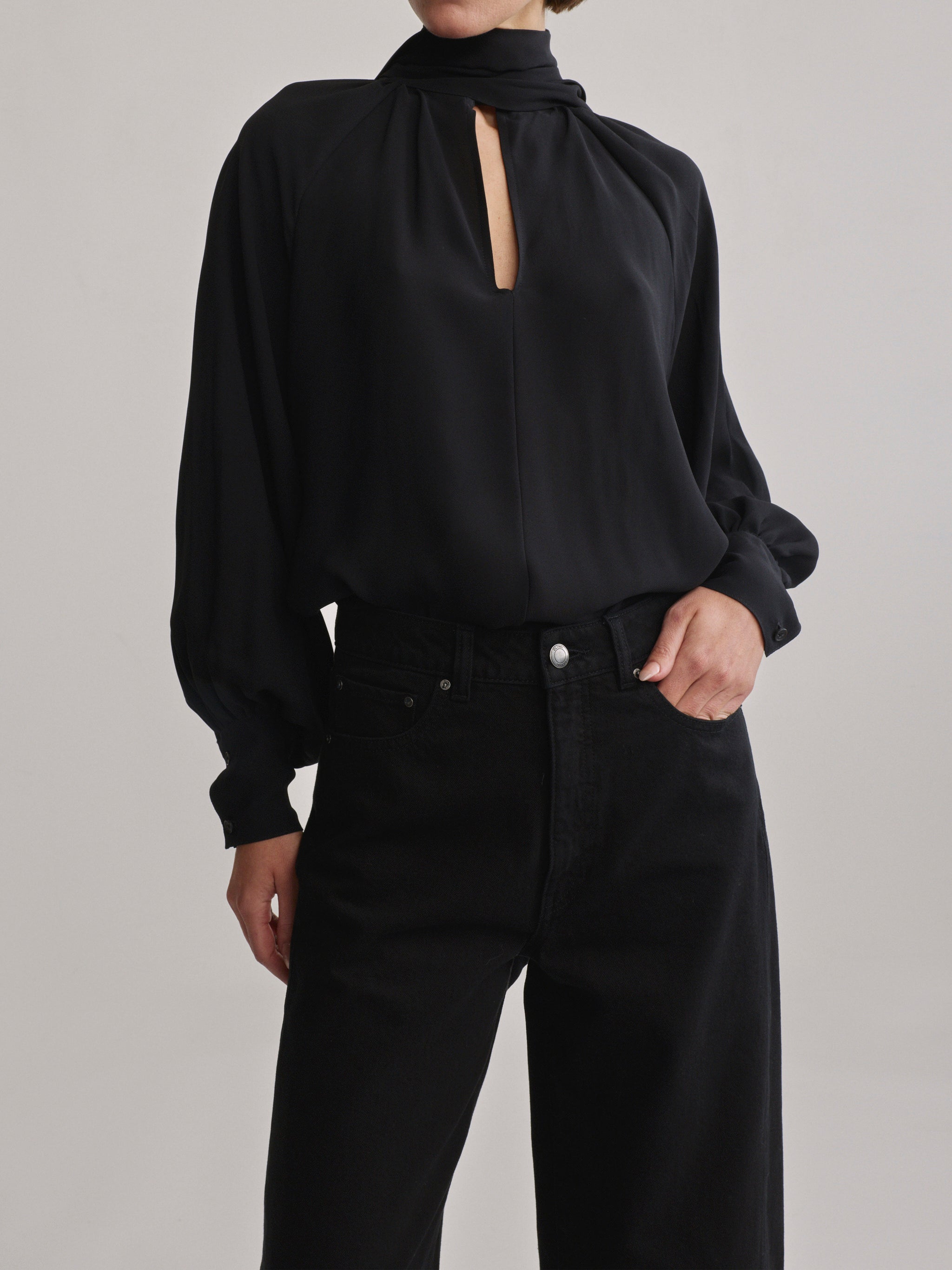 Sylvia Blouse | Black