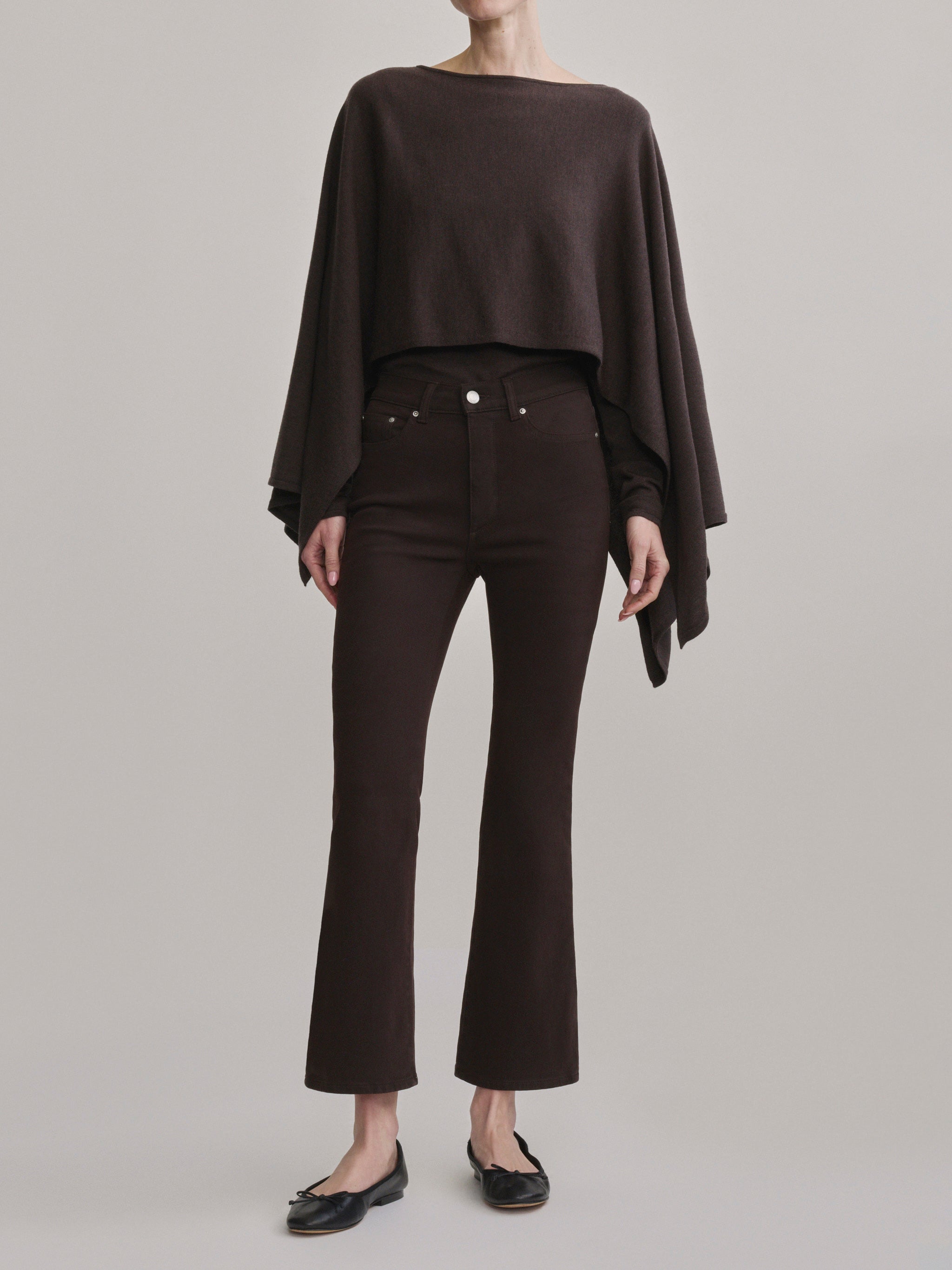 Cape Sweater | Brown