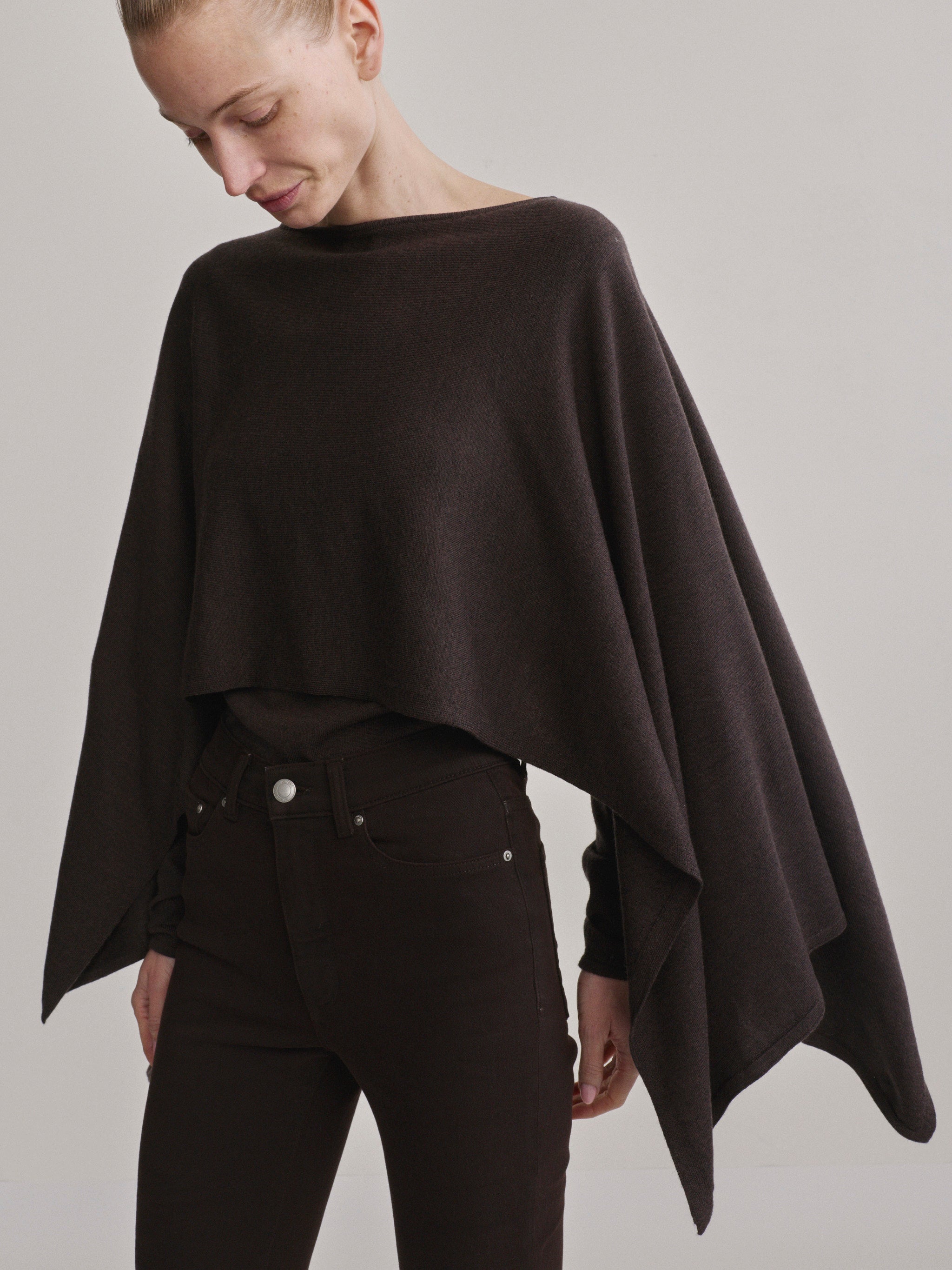 Cape Sweater | Brown