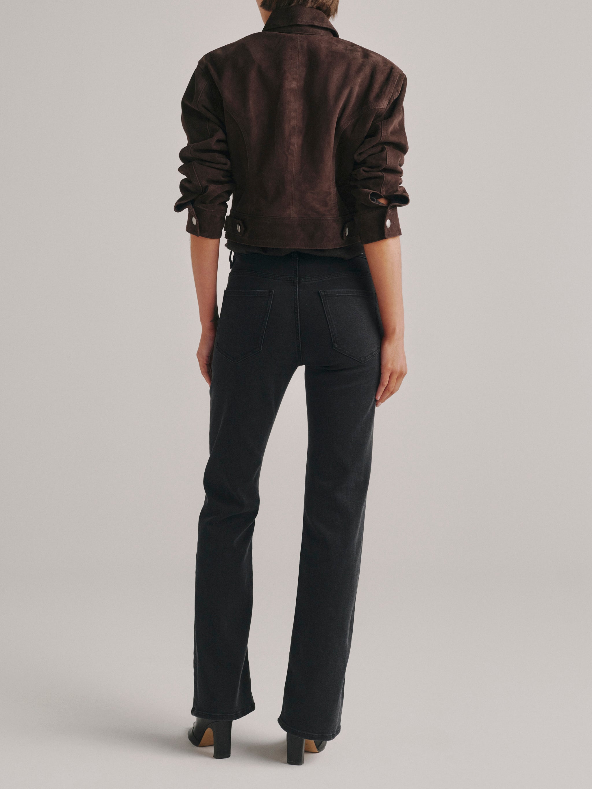 Bella Slim Bootcut Mid-Rise 32