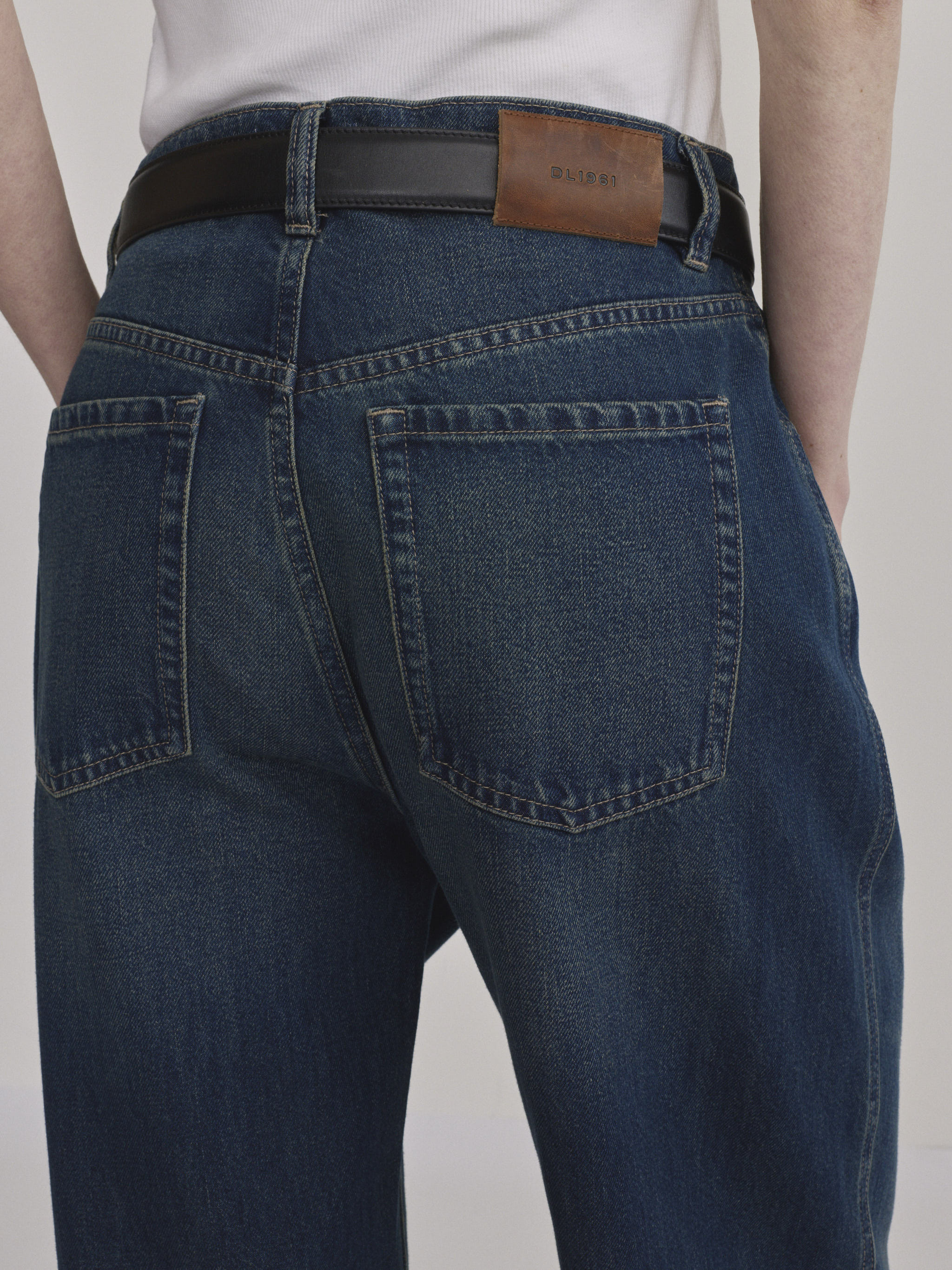Taylor Relaxed Barrel High-Rise 31