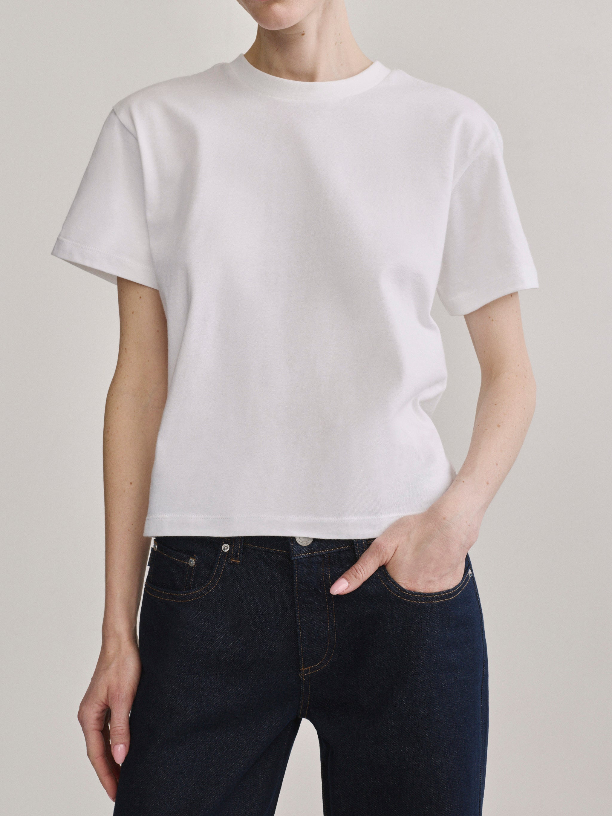 EVERYDAY TEE | White