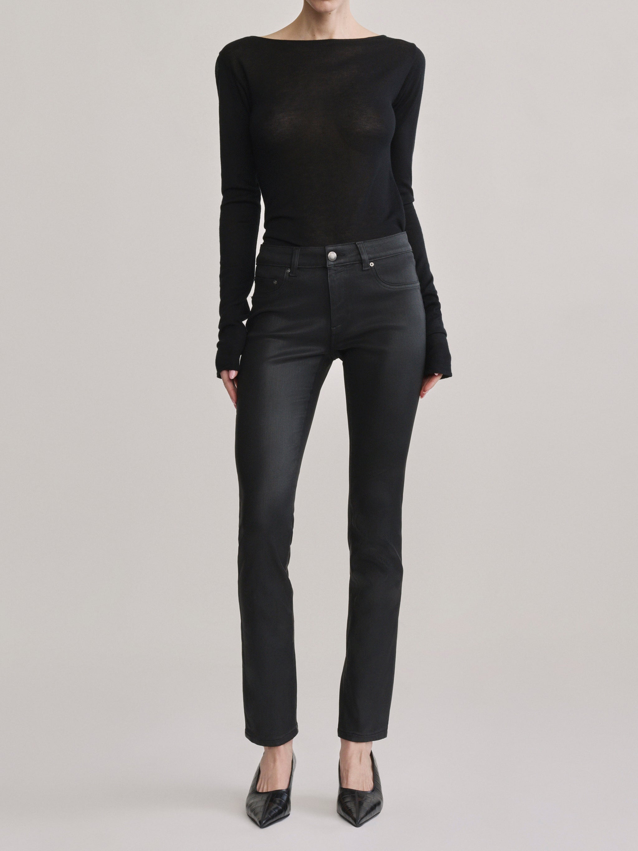 DL1961 Jessica Skinny Low-Rise coated jeans in Black Coated, glossy finish, front view.