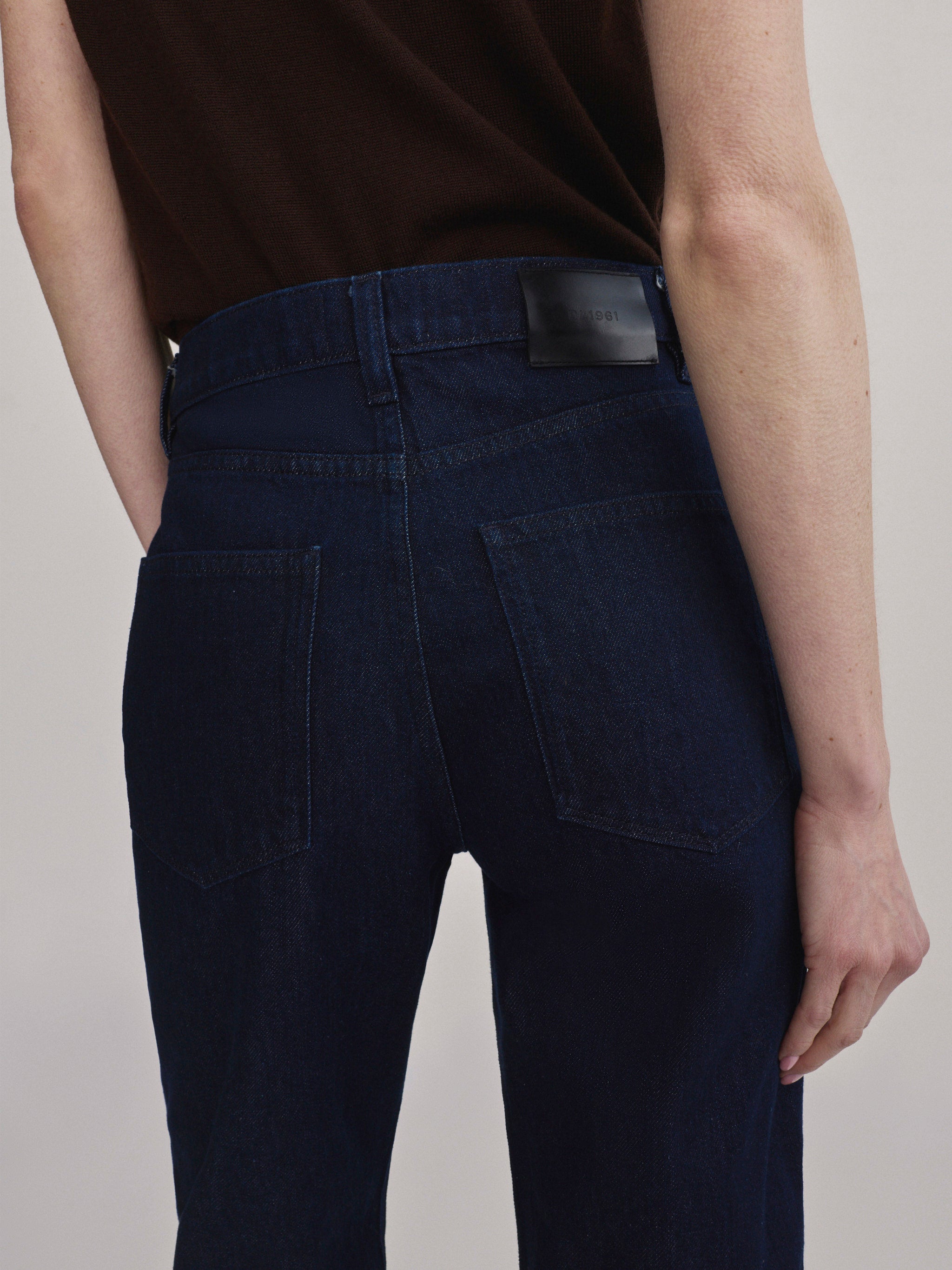 Cate Classic Straight High-Rise 31