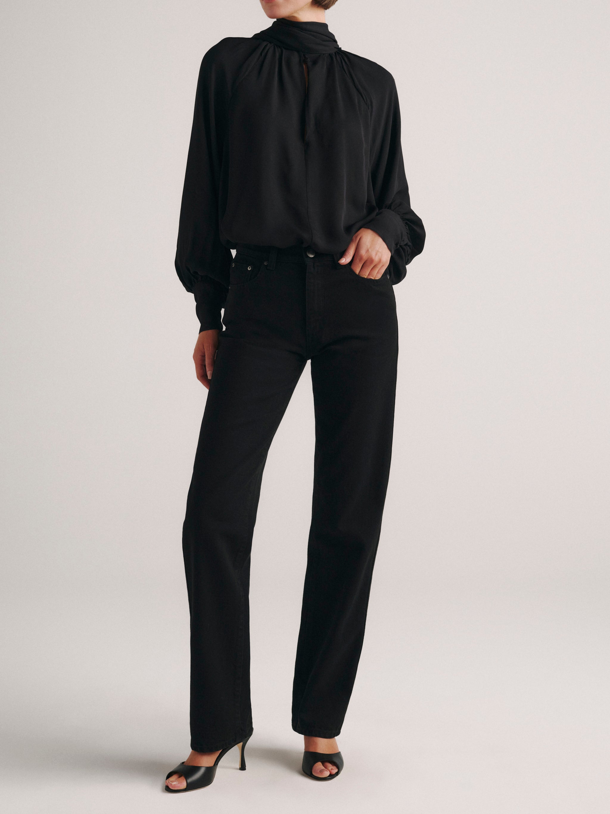 DL1961 Cate Classic Straight petite jeans in black 'Black', front full-length view.