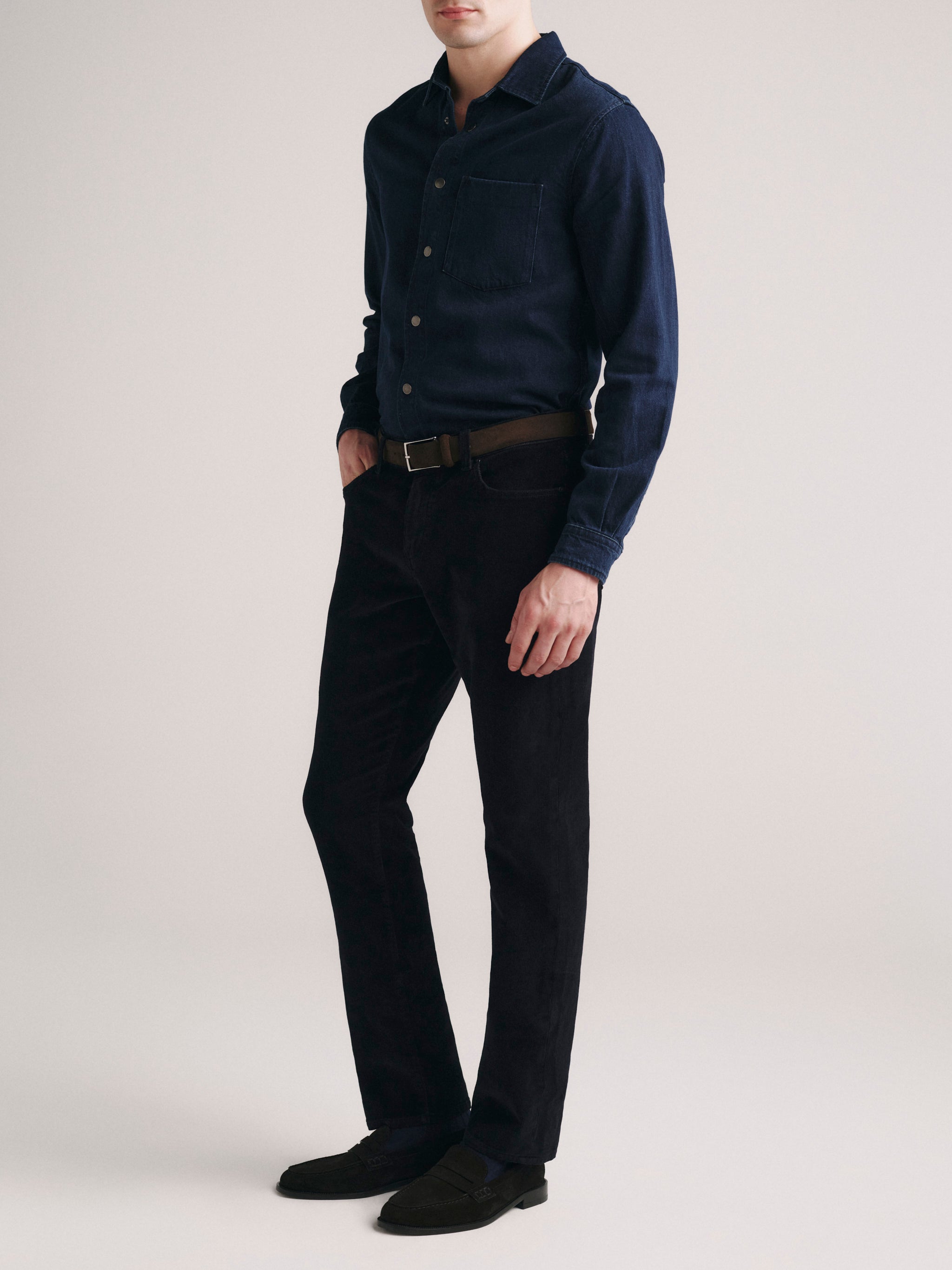 Russell Slim Straight Corduroy Pants | Skyline