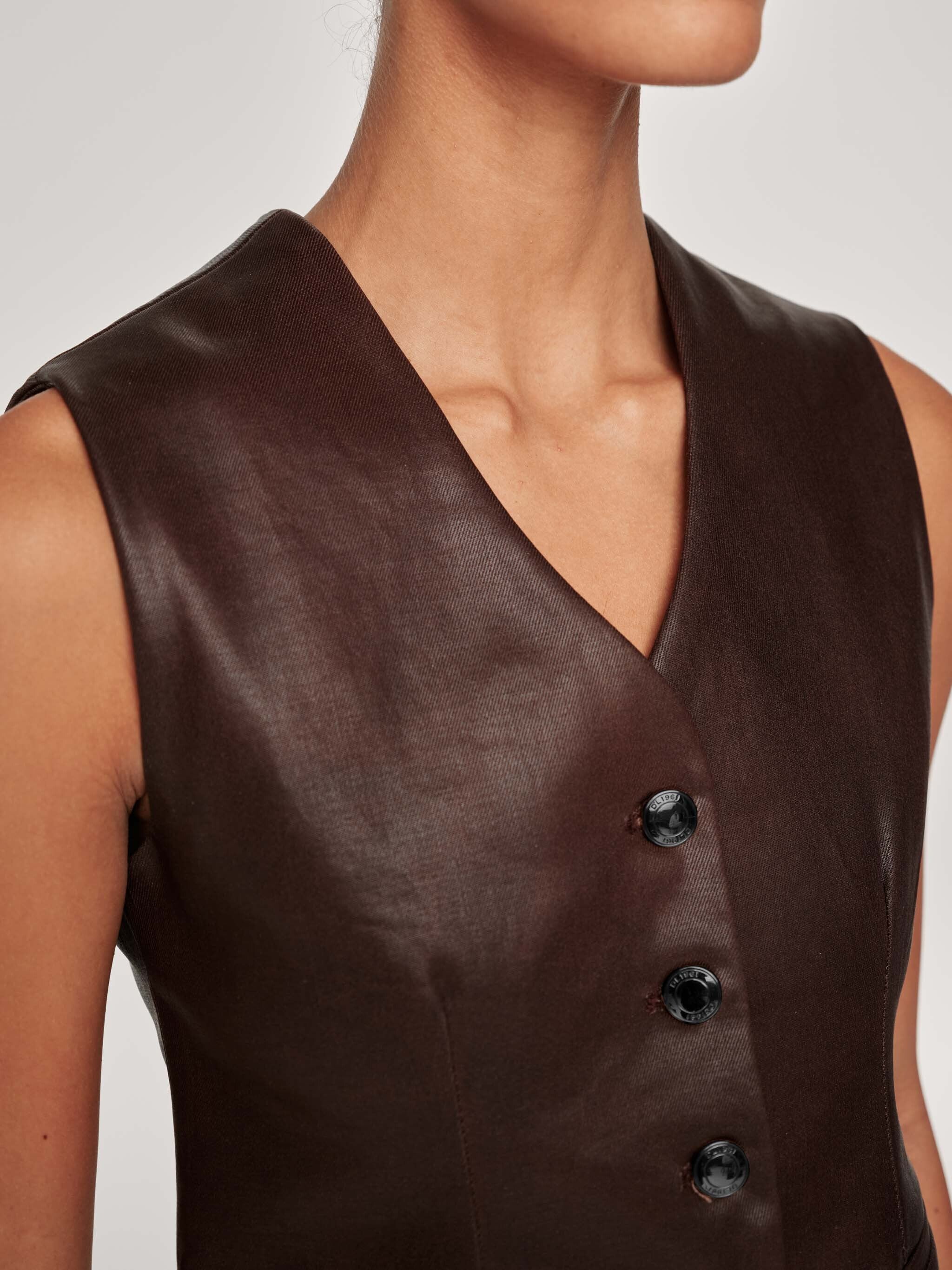 Tailored Vest | Walnut Coated