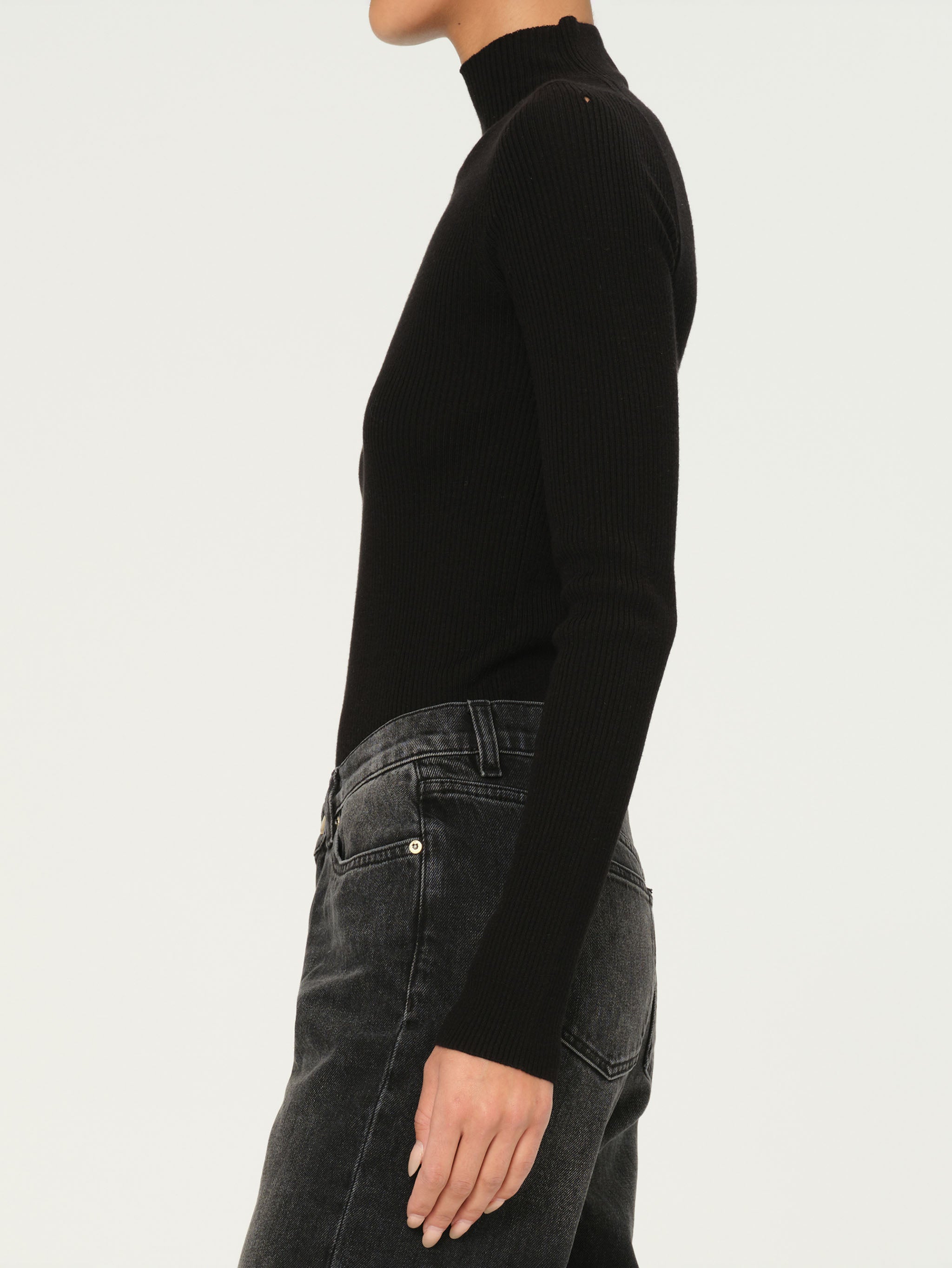 Long Sleeve Turtleneck | Black