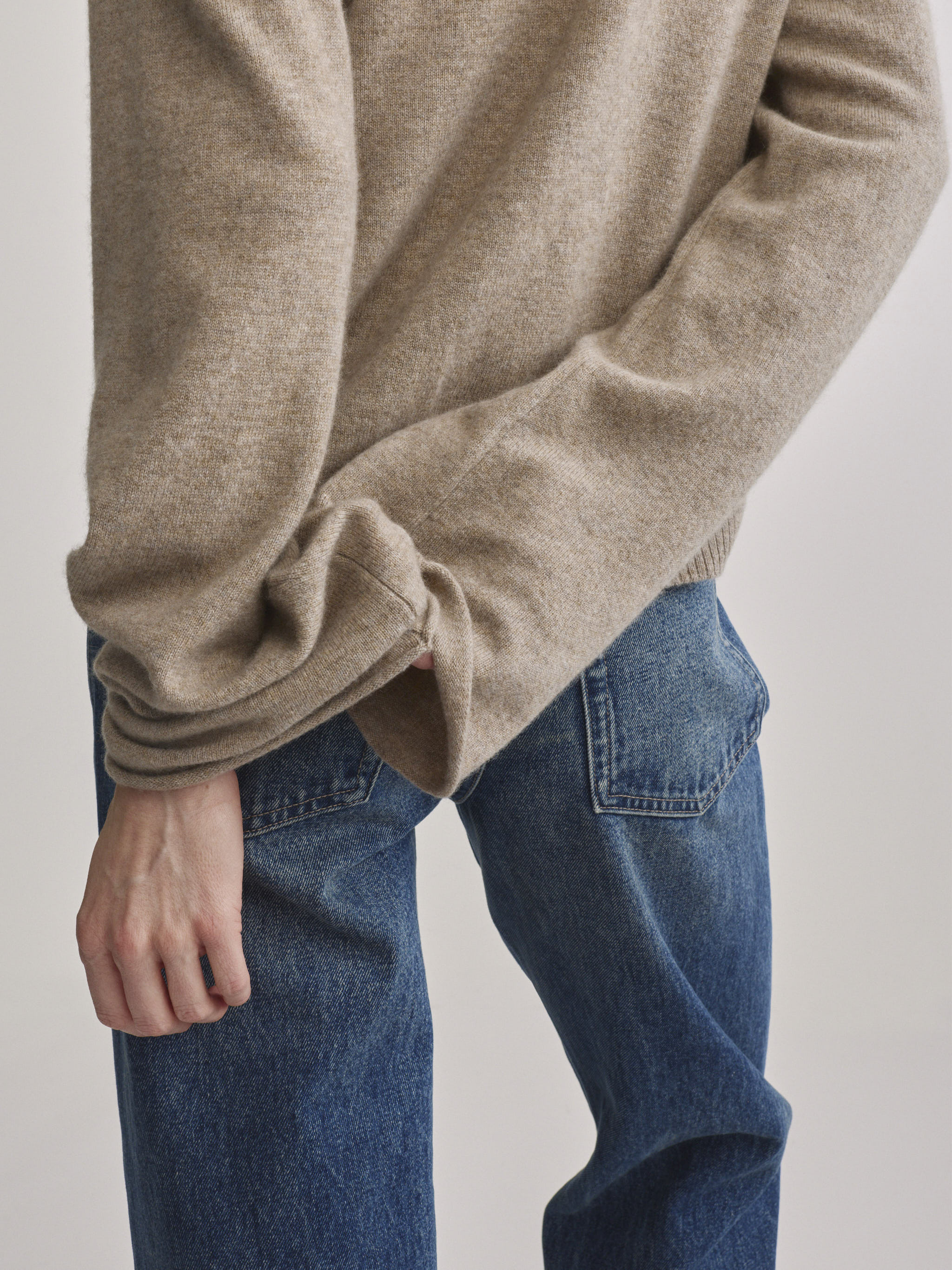 V-Neck Long Sleeve Cashmere Knit Sweater | Stone