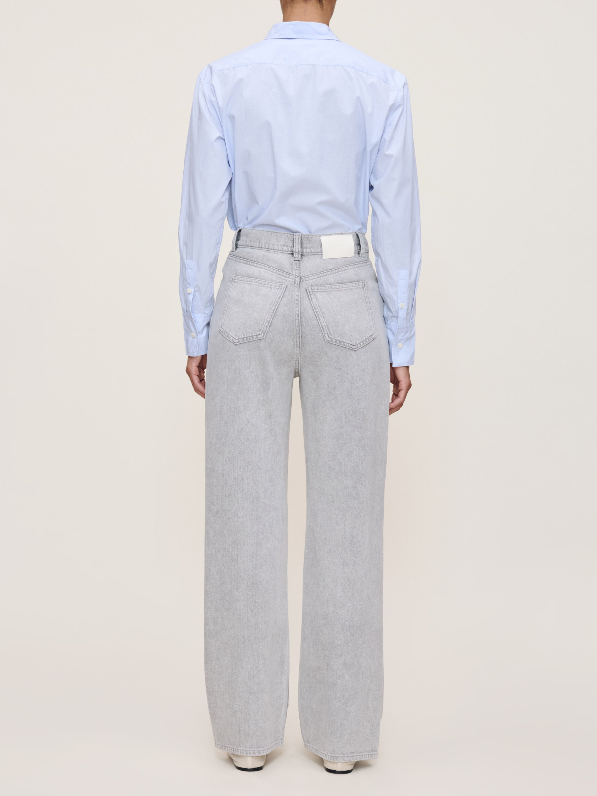 Casie Relaxed Wide Leg Mid Rise 31