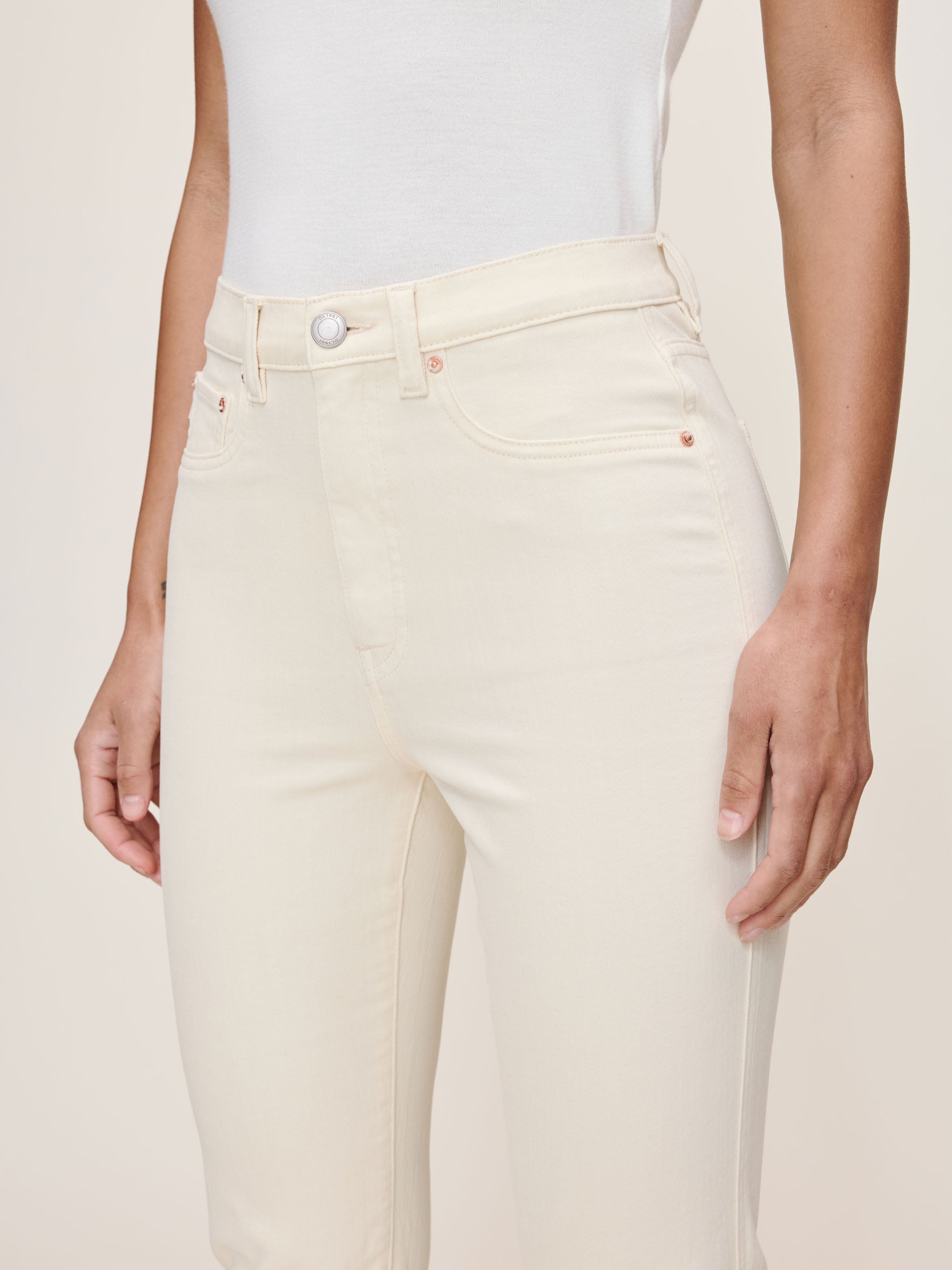 Kristy Cigarette High Rise 29