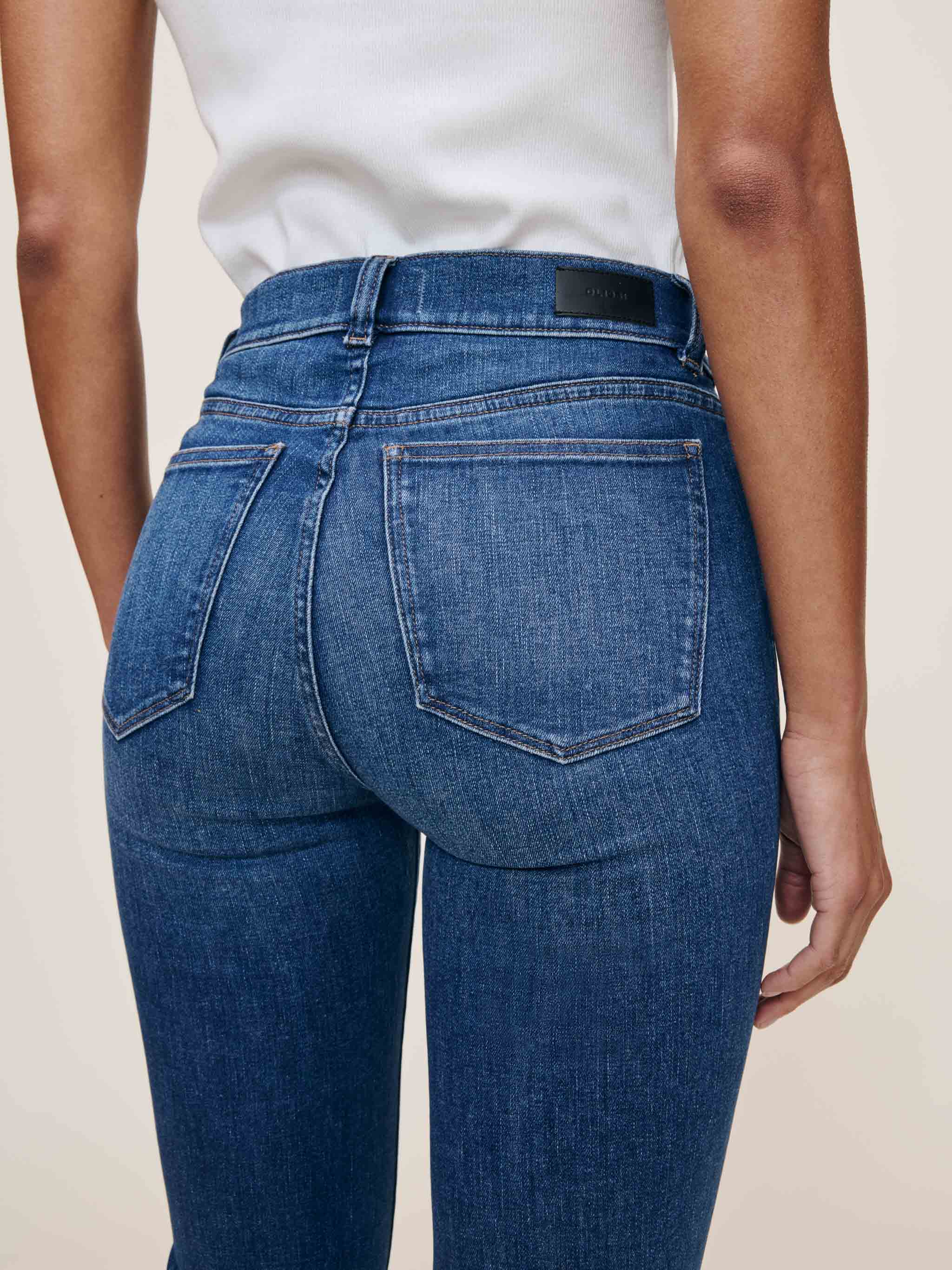 Mara Straight Mid Rise Instasculpt™ Ankle Jeans | Solace Cuffed