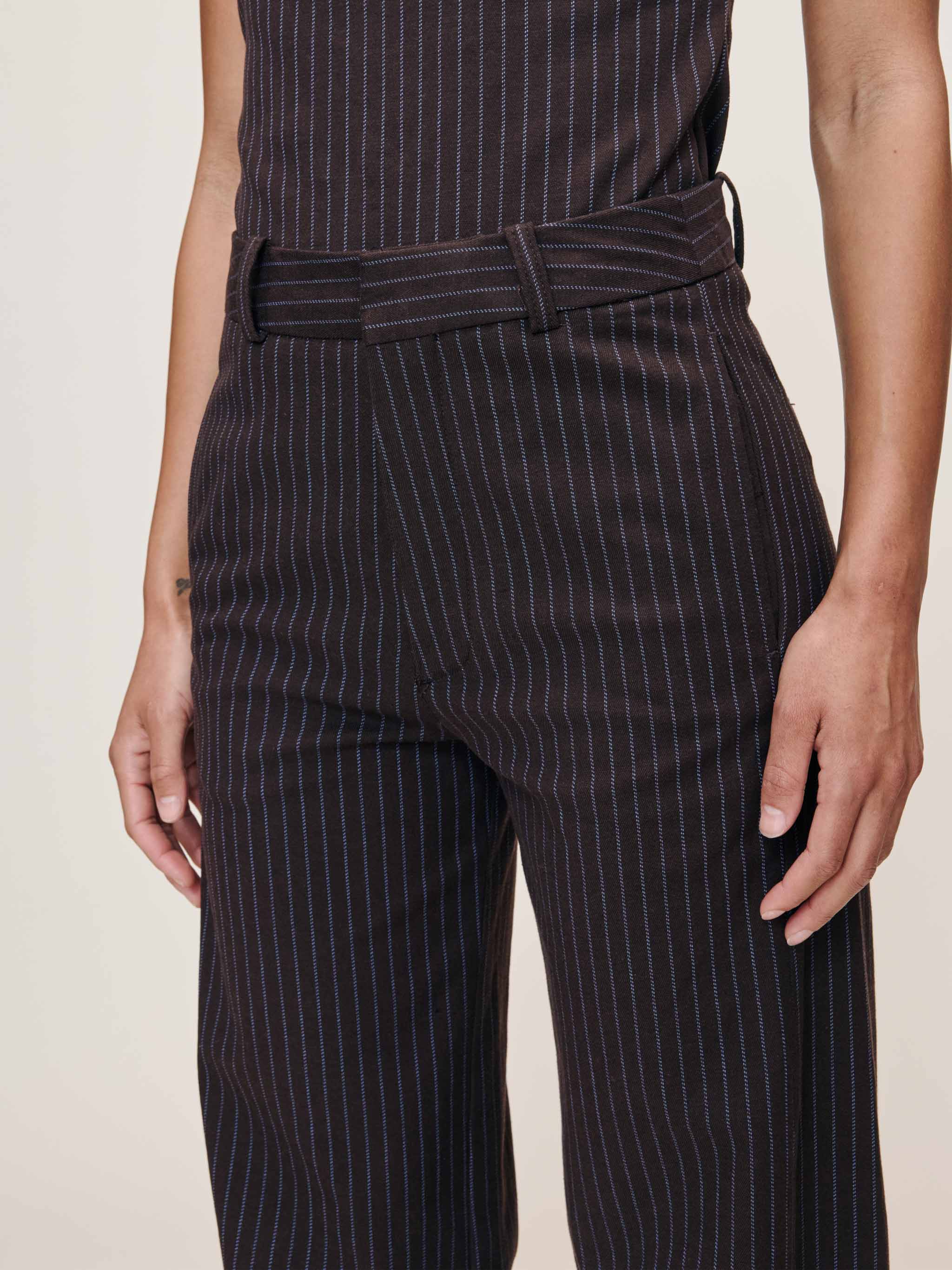 Miro Barrel High Rise 28